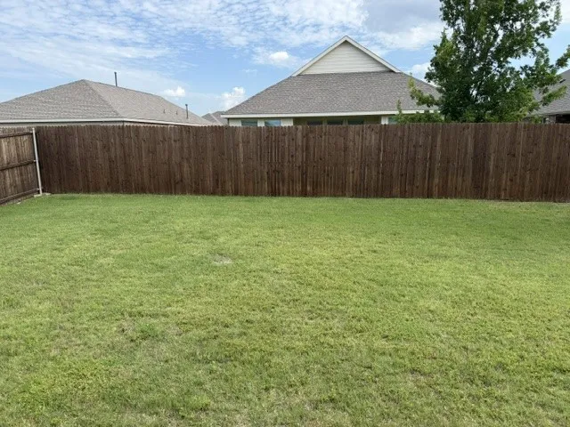 Single Family Residence For Rent in Collin County , 1703 Stonefield Drive, Anna, Texas 75409, 3 Bedrooms, 2 Bathrooms, 2 Garage spaces, 1,516 Sqft, built in 2020, Price $1,895, mls#21294492, Real Estate Agent in Anna, Homes For Rent in Collin county, Homes For Rent in Anna, Realtor in Anna Texas, Real Estate Brokerage Independent Realty Texas, Luminita Cordes Realtor
