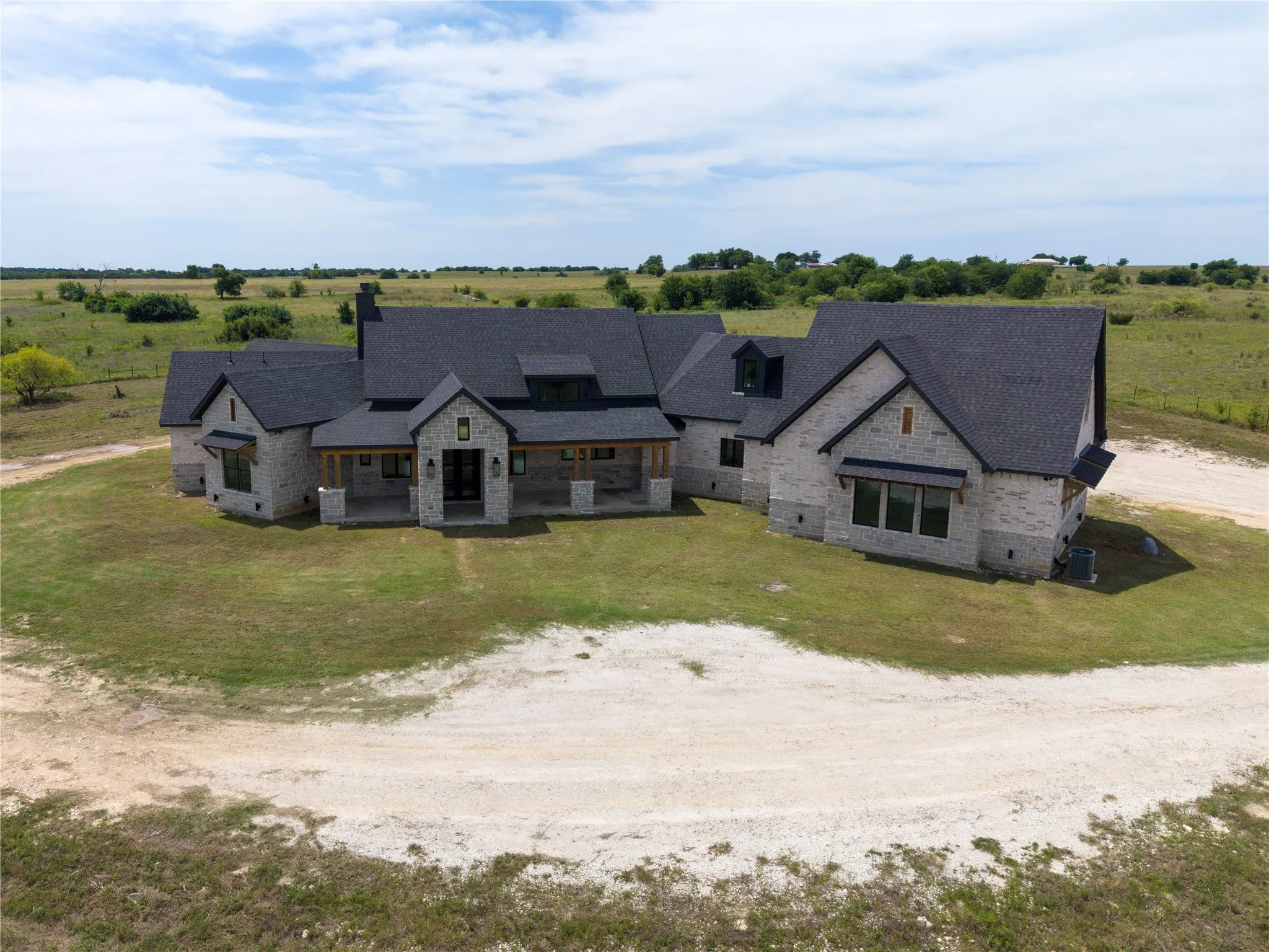 Farm For Sale in Johnson County , 3763 County Road 1110, Rio Vista, Texas 76093, 5 Bedroom, 5 Bathroom, 2 Garage spaces, 4,600 Sqft, built in 2022, mls#21295789, Real Estate Agent in Rio Vista, Homes For Sale in Johnson county, Homes For Sale in Rio Vista, Realtor in Rio Vista Texas, Real Estate Brokerage Independent Realty Texas, Luminita Cordes Realtor