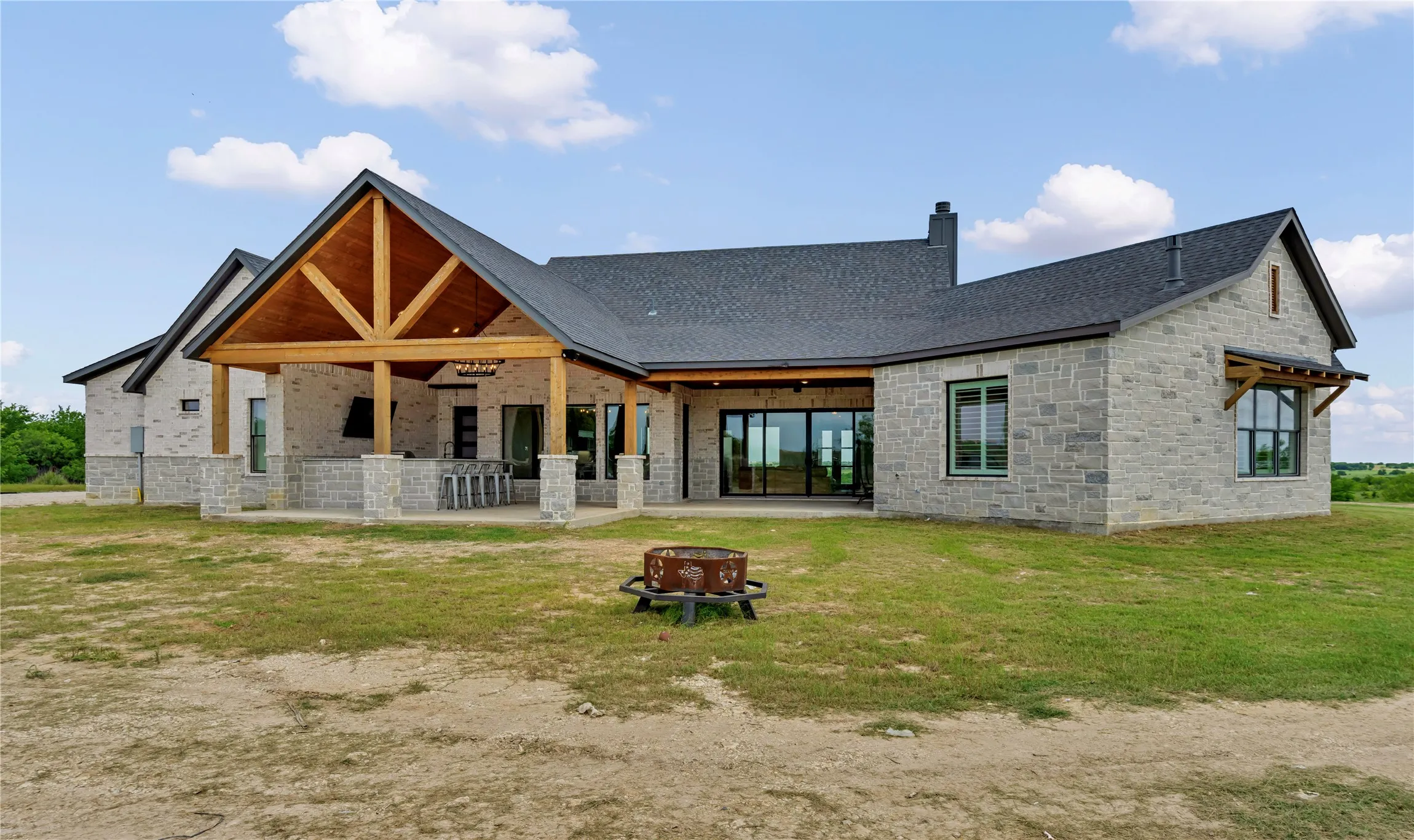 Farm For Sale in Johnson County , 3763 County Road 1110, Rio Vista, Texas 76093, 5 Bedroom, 5 Bathroom, 2 Garage spaces, 4,600 Sqft, built in 2022, mls#21295789, Real Estate Agent in Rio Vista, Homes For Sale in Johnson county, Homes For Sale in Rio Vista, Realtor in Rio Vista Texas, Real Estate Brokerage Independent Realty Texas, Luminita Cordes Realtor