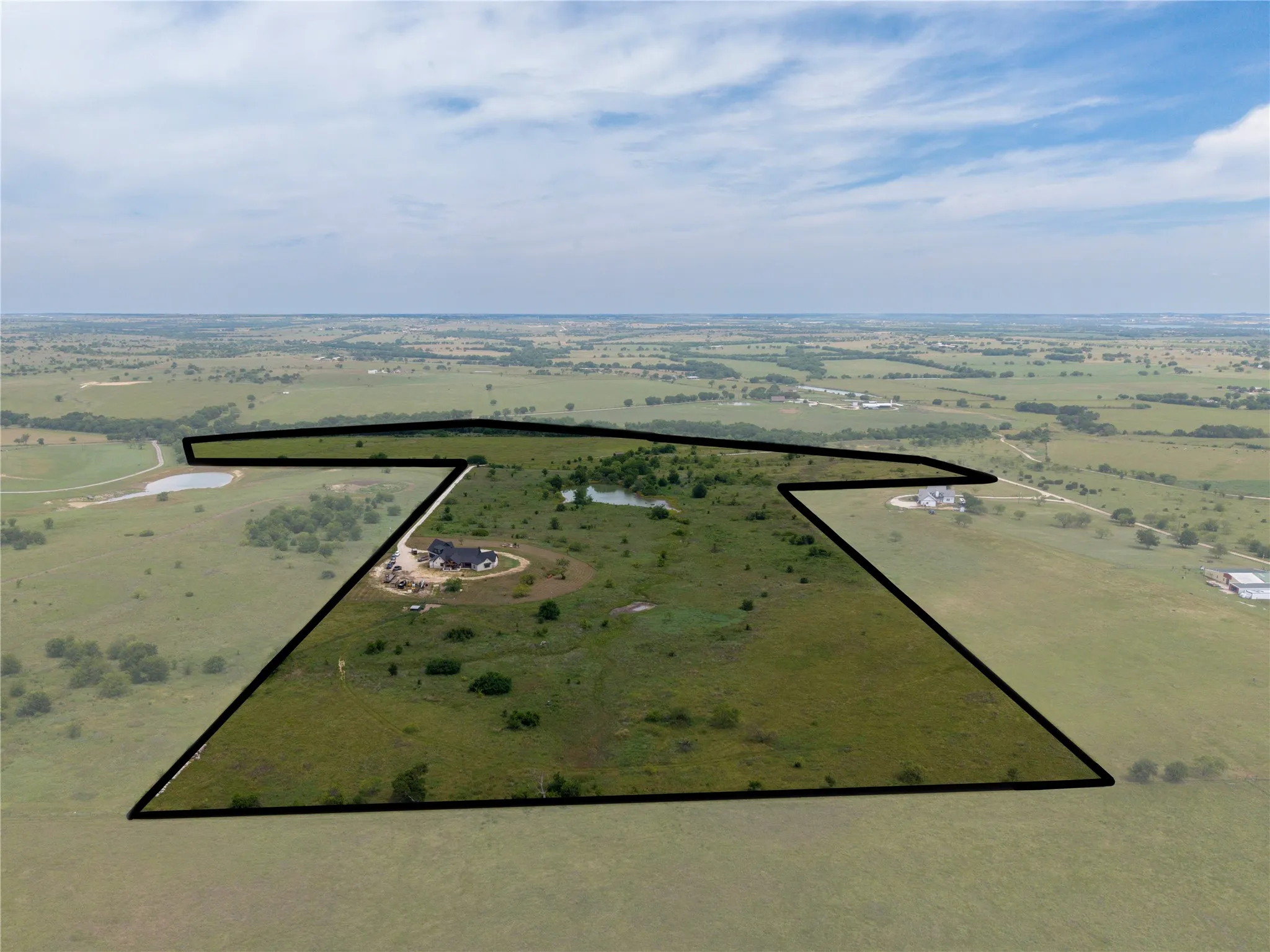 Farm For Sale in Johnson County , 3763 County Road 1110, Rio Vista, Texas 76093, 5 Bedroom, 5 Bathroom, 2 Garage spaces, 4,600 Sqft, built in 2022, mls#21295789, Real Estate Agent in Rio Vista, Homes For Sale in Johnson county, Homes For Sale in Rio Vista, Realtor in Rio Vista Texas, Real Estate Brokerage Independent Realty Texas, Luminita Cordes Realtor