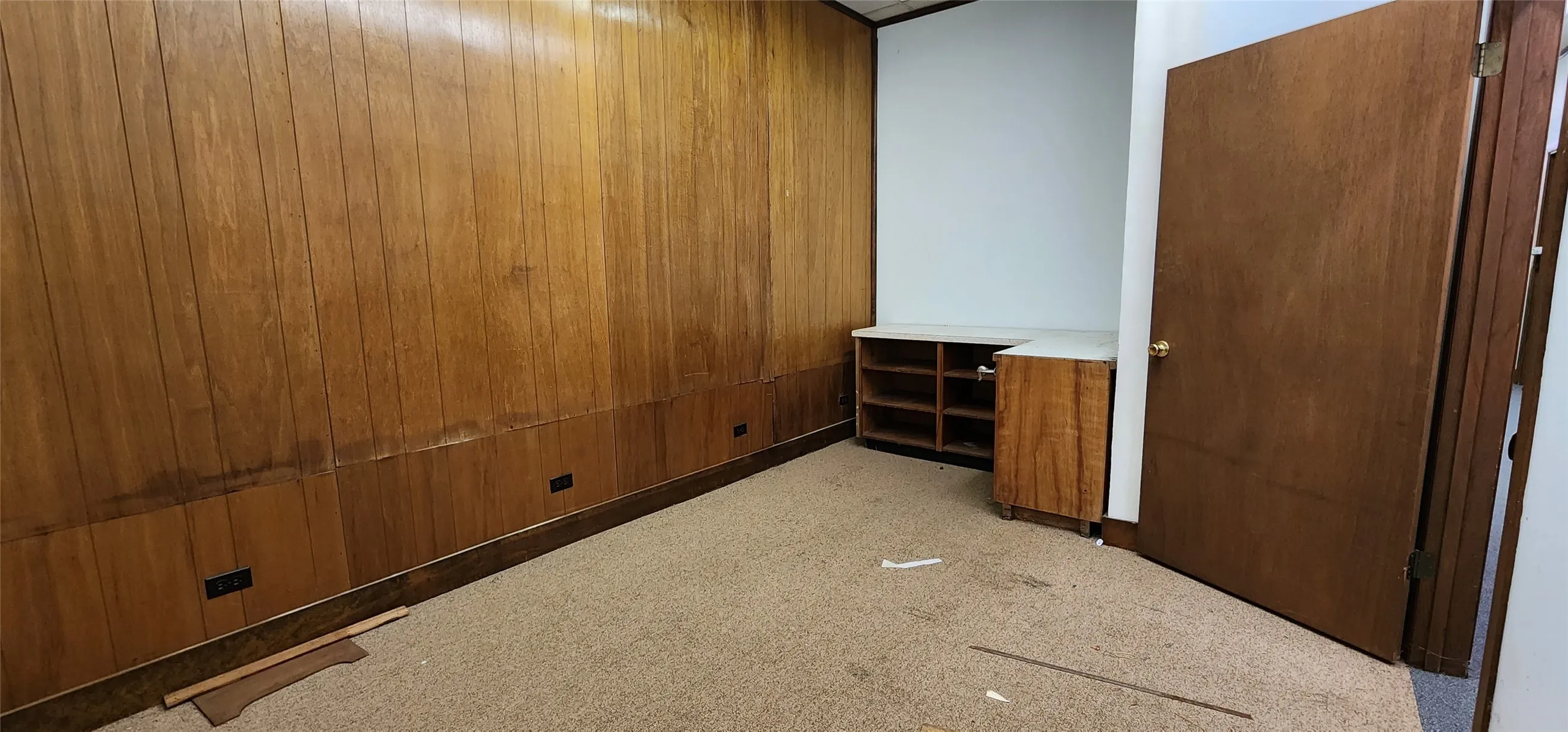 Office For Sale in Limestone County , 108 E Commerce, Mexia, Texas 76667, 0, 0, Garage spaces, 0 Sqft, built in 1950, mls#21295909, Real Estate Agent in Mexia, Homes For Sale in Limestone county, Homes For Sale in Mexia, Realtor in Mexia Texas, Real Estate Brokerage Independent Realty Texas, Luminita Cordes Realtor