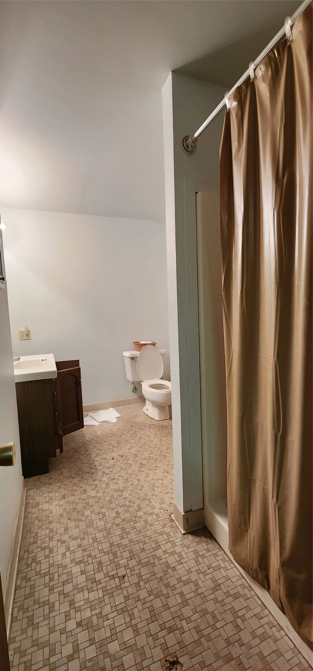 Office For Sale in Limestone County , 108 E Commerce, Mexia, Texas 76667, 0, 0, Garage spaces, 0 Sqft, built in 1950, mls#21295909, Real Estate Agent in Mexia, Homes For Sale in Limestone county, Homes For Sale in Mexia, Realtor in Mexia Texas, Real Estate Brokerage Independent Realty Texas, Luminita Cordes Realtor