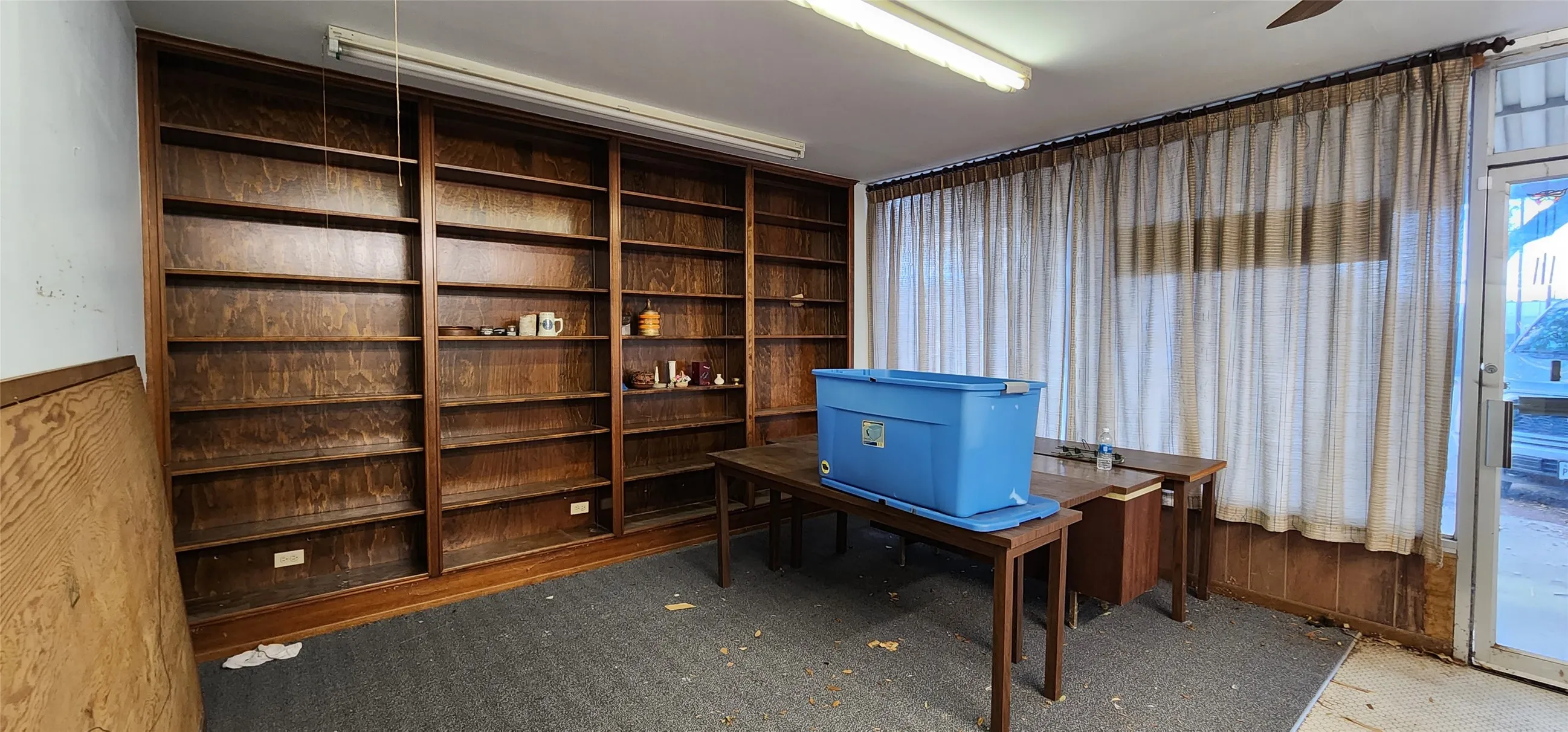 Office For Sale in Limestone County , 108 E Commerce, Mexia, Texas 76667, 0, 0, Garage spaces, 0 Sqft, built in 1950, mls#21295909, Real Estate Agent in Mexia, Homes For Sale in Limestone county, Homes For Sale in Mexia, Realtor in Mexia Texas, Real Estate Brokerage Independent Realty Texas, Luminita Cordes Realtor