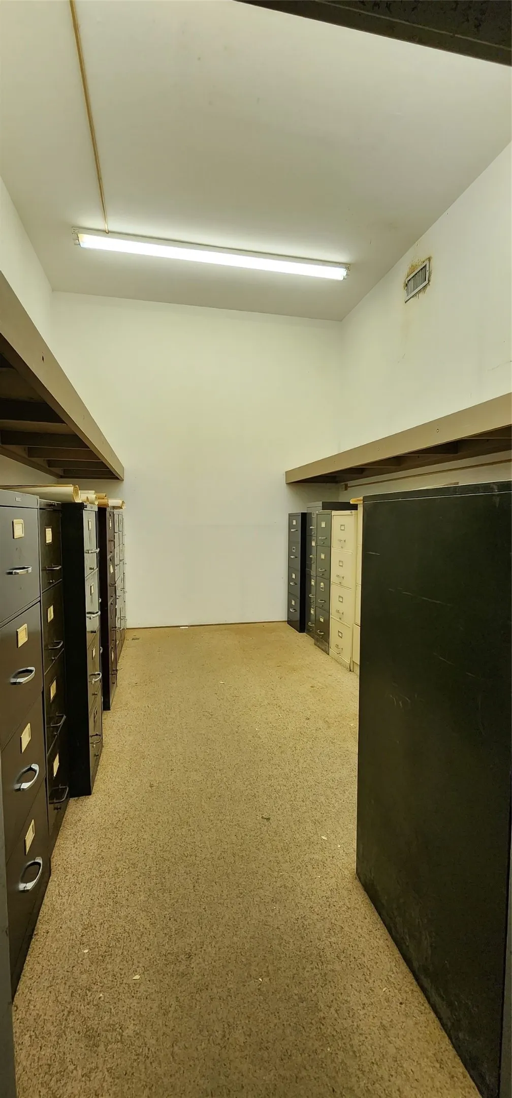 Office For Sale in Limestone County , 108 E Commerce, Mexia, Texas 76667, 0, 0, Garage spaces, 0 Sqft, built in 1950, mls#21295909, Real Estate Agent in Mexia, Homes For Sale in Limestone county, Homes For Sale in Mexia, Realtor in Mexia Texas, Real Estate Brokerage Independent Realty Texas, Luminita Cordes Realtor