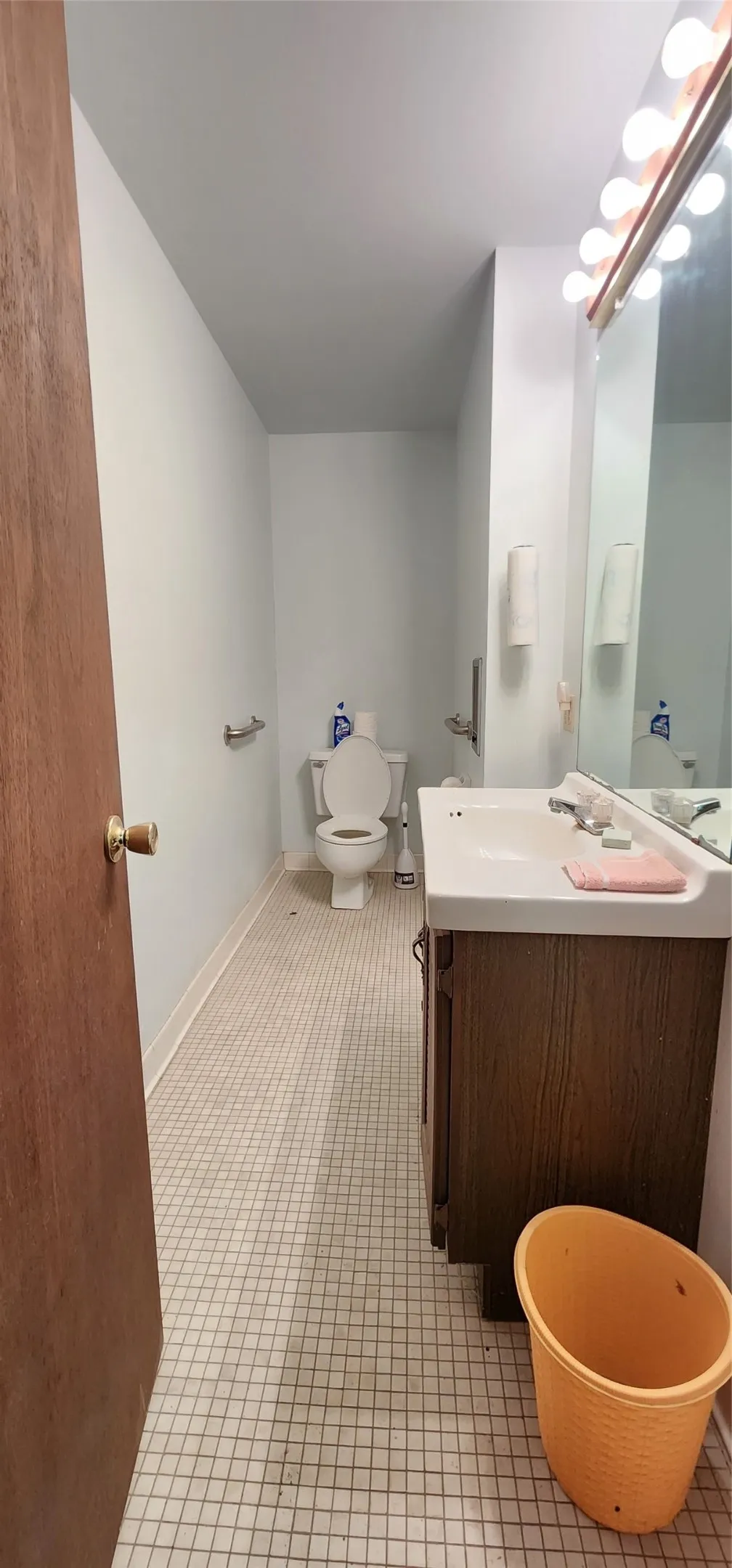 Office For Sale in Limestone County , 108 E Commerce, Mexia, Texas 76667, 0, 0, Garage spaces, 0 Sqft, built in 1950, mls#21295909, Real Estate Agent in Mexia, Homes For Sale in Limestone county, Homes For Sale in Mexia, Realtor in Mexia Texas, Real Estate Brokerage Independent Realty Texas, Luminita Cordes Realtor