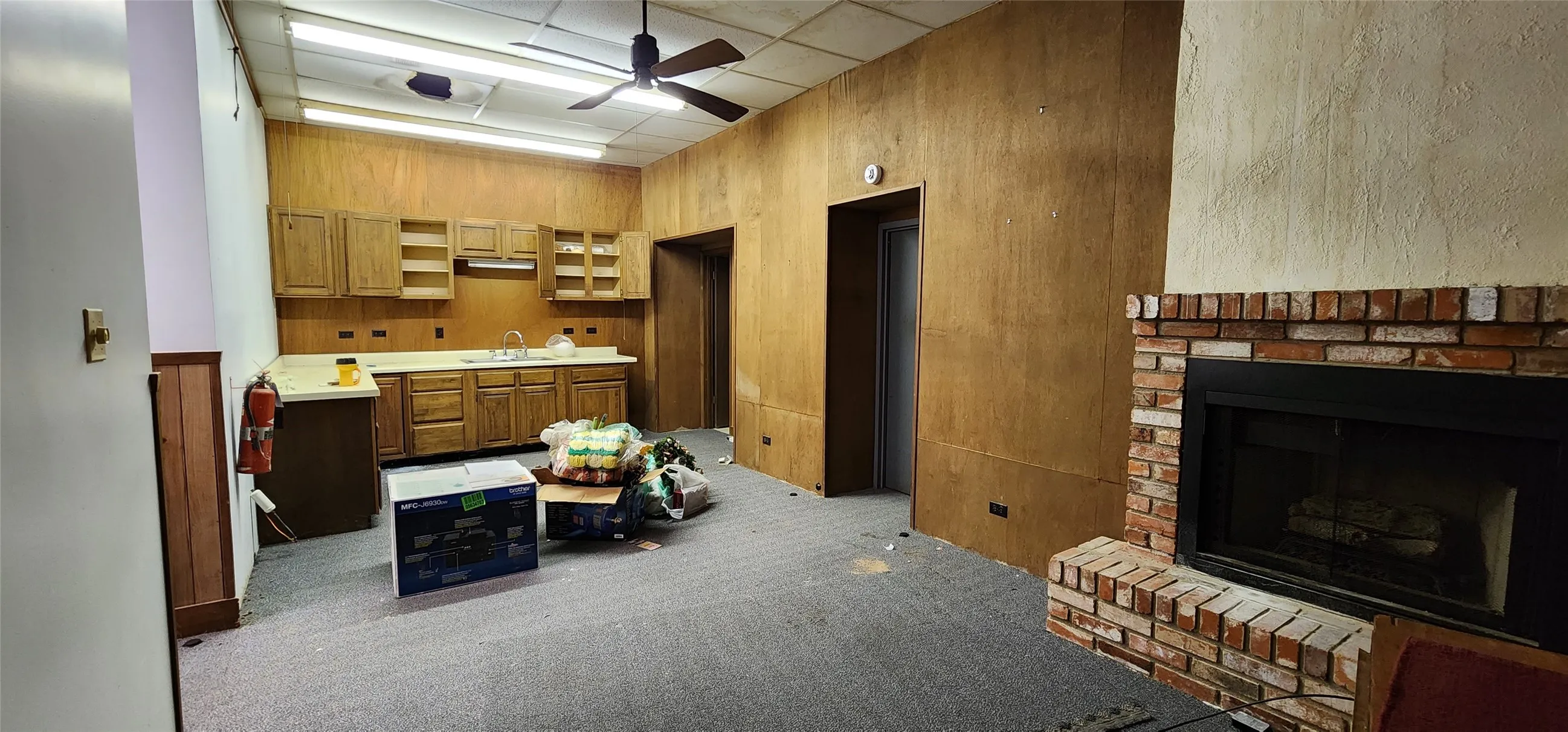 Office For Sale in Limestone County , 108 E Commerce, Mexia, Texas 76667, 0, 0, Garage spaces, 0 Sqft, built in 1950, mls#21295909, Real Estate Agent in Mexia, Homes For Sale in Limestone county, Homes For Sale in Mexia, Realtor in Mexia Texas, Real Estate Brokerage Independent Realty Texas, Luminita Cordes Realtor