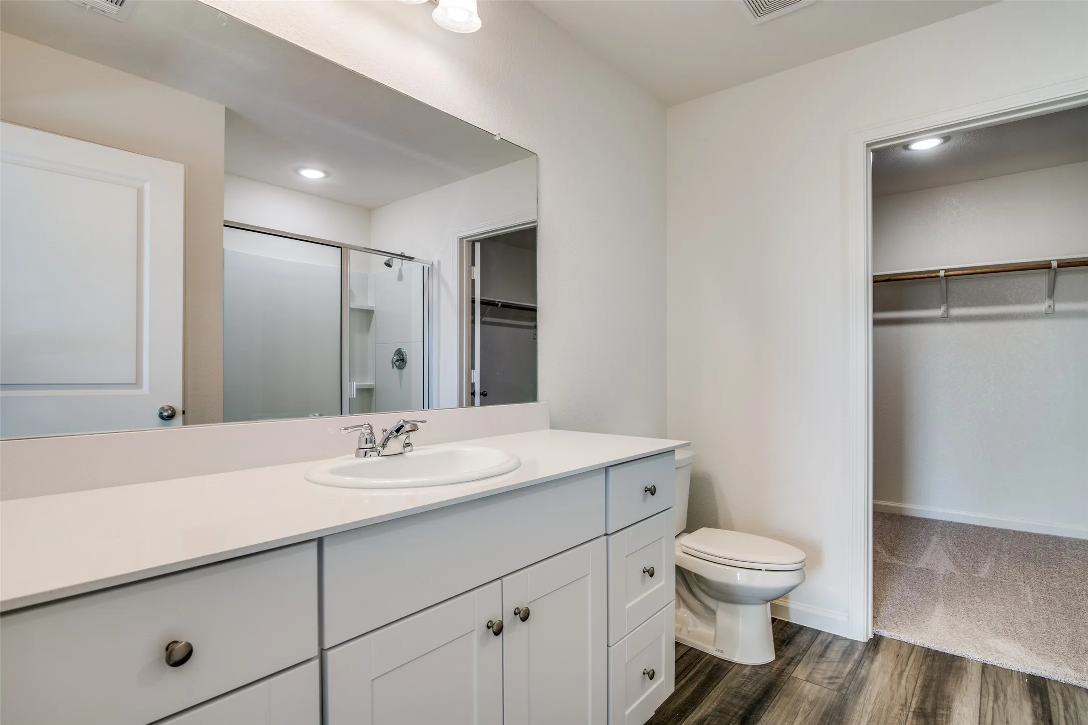 Single Family Residence For Rent in Kaufman County , 6231 Old Bridge Way, Forney, Texas 75126, 4 Bedroom, 3 Bathroom, 2 Garage spaces, 2,308 Sqft, built in 2021, mls#21295759, Real Estate Agent in Forney, Homes For Rent in Kaufman county, Homes For Rent in Forney, Realtor in Forney Texas, Real Estate Brokerage Independent Realty Texas, Luminita Cordes Realtor