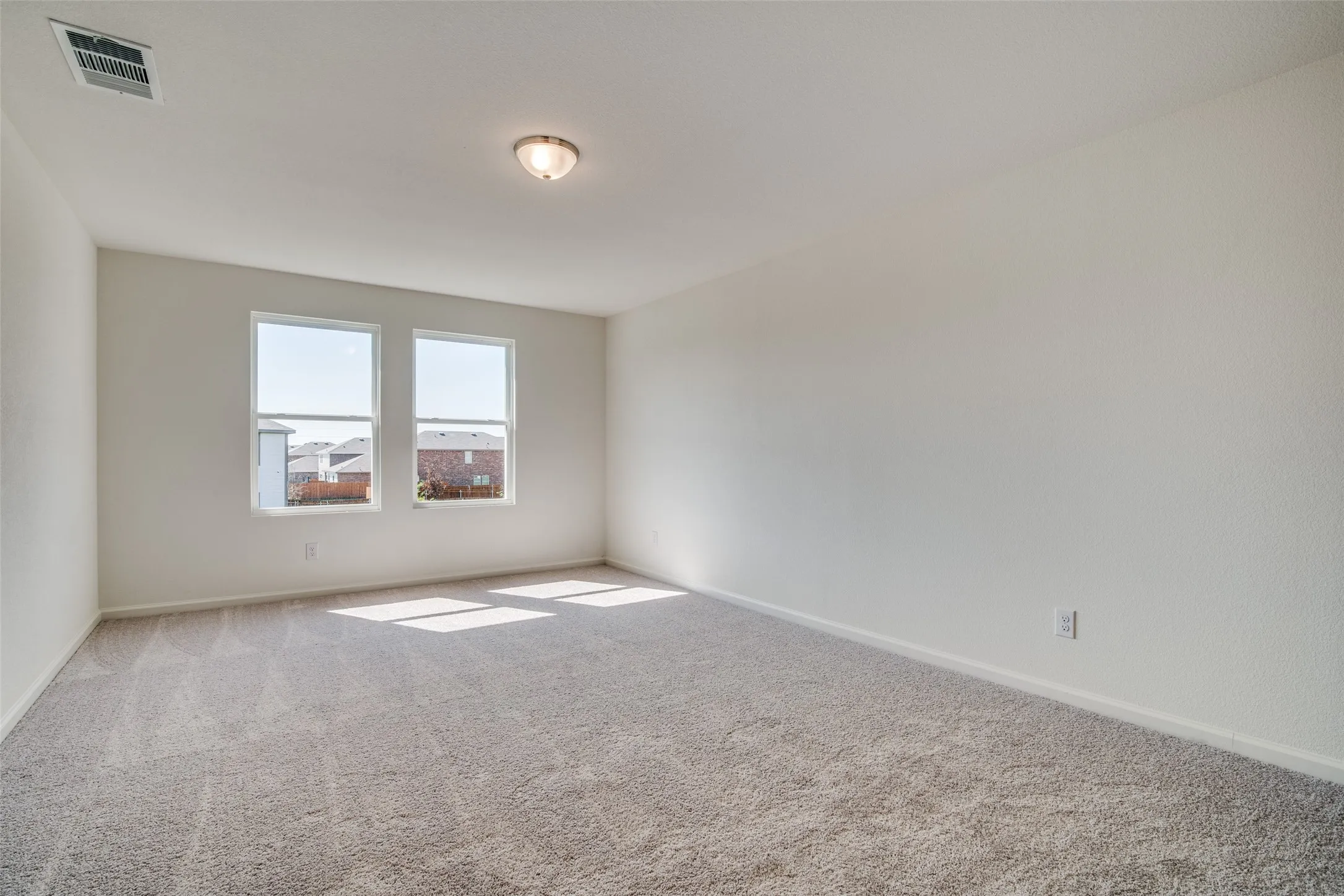 Single Family Residence For Rent in Kaufman County , 6231 Old Bridge Way, Forney, Texas 75126, 4 Bedroom, 3 Bathroom, 2 Garage spaces, 2,308 Sqft, built in 2021, mls#21295759, Real Estate Agent in Forney, Homes For Rent in Kaufman county, Homes For Rent in Forney, Realtor in Forney Texas, Real Estate Brokerage Independent Realty Texas, Luminita Cordes Realtor