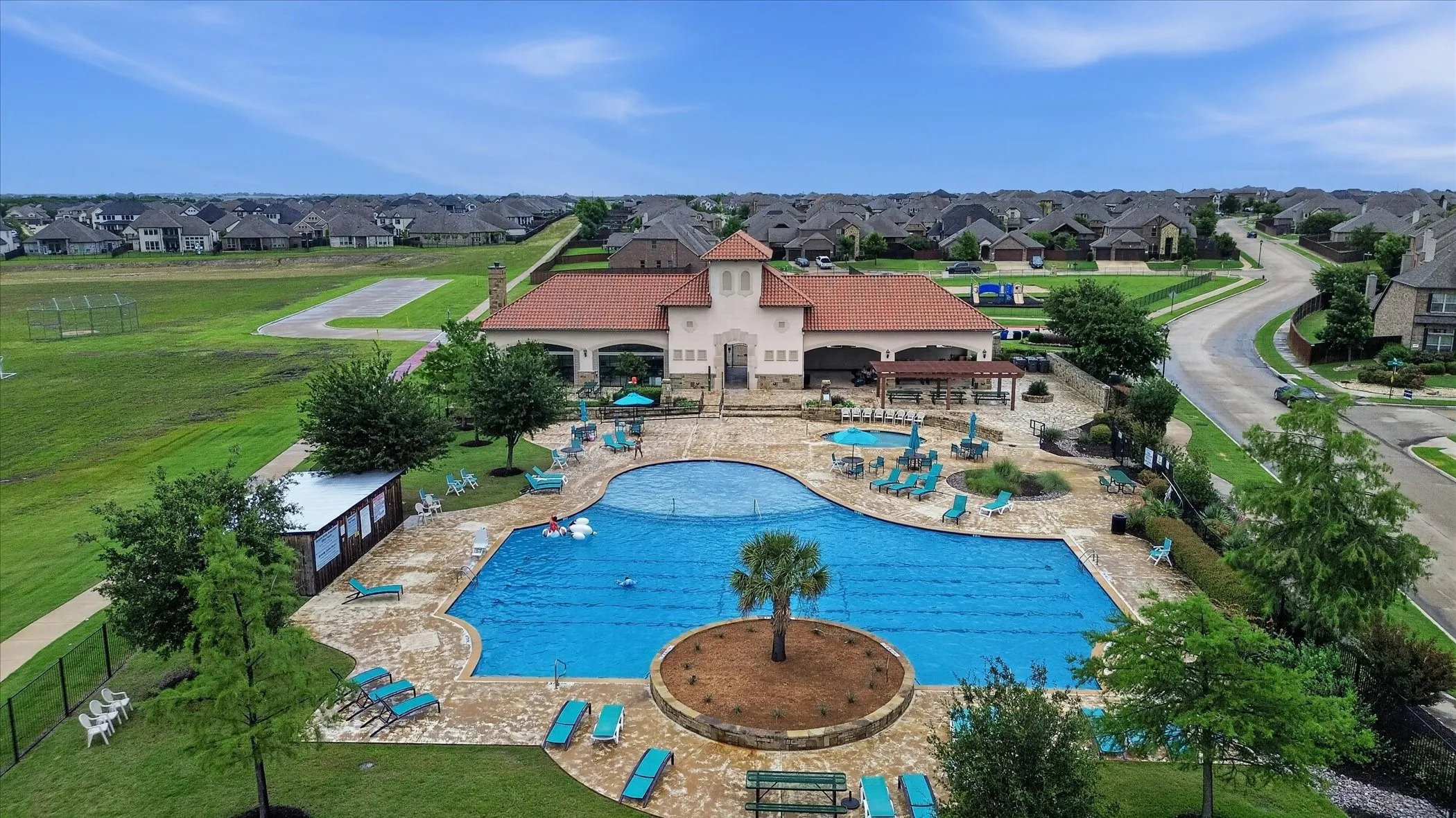 Single Family Residence For Sale in Rockwall County , 1713 Pieneze Drive, Mclendon Chisholm, Texas 75032, 4 Bedroom, 3 Bathroom, 2 Garage spaces, 2,246 Sqft, built in 2019, mls#21294734, Real Estate Agent in Mclendon Chisholm, Homes For Sale in Rockwall county, Homes For Sale in Mclendon Chisholm, Realtor in Mclendon Chisholm Texas, Real Estate Brokerage Independent Realty Texas, Luminita Cordes Realtor