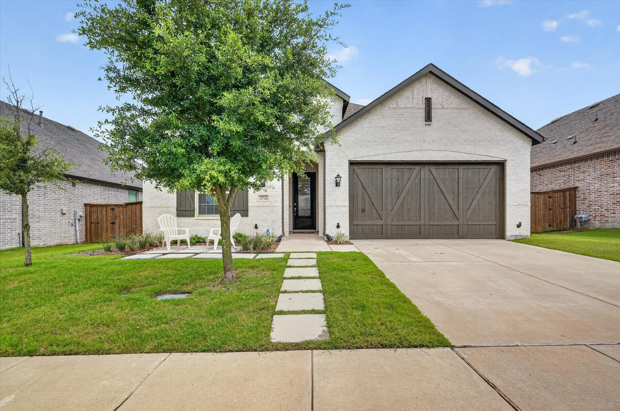 Single Family Residence For Sale in Rockwall County , 1713 Pieneze Drive, Mclendon Chisholm, Texas 75032, 4 Bedroom, 3 Bathroom, 2 Garage spaces, 2,246 Sqft, built in 2019, mls#21294734, Real Estate Agent in Mclendon Chisholm, Homes For Sale in Rockwall county, Homes For Sale in Mclendon Chisholm, Realtor in Mclendon Chisholm Texas, Real Estate Brokerage Independent Realty Texas, Luminita Cordes Realtor