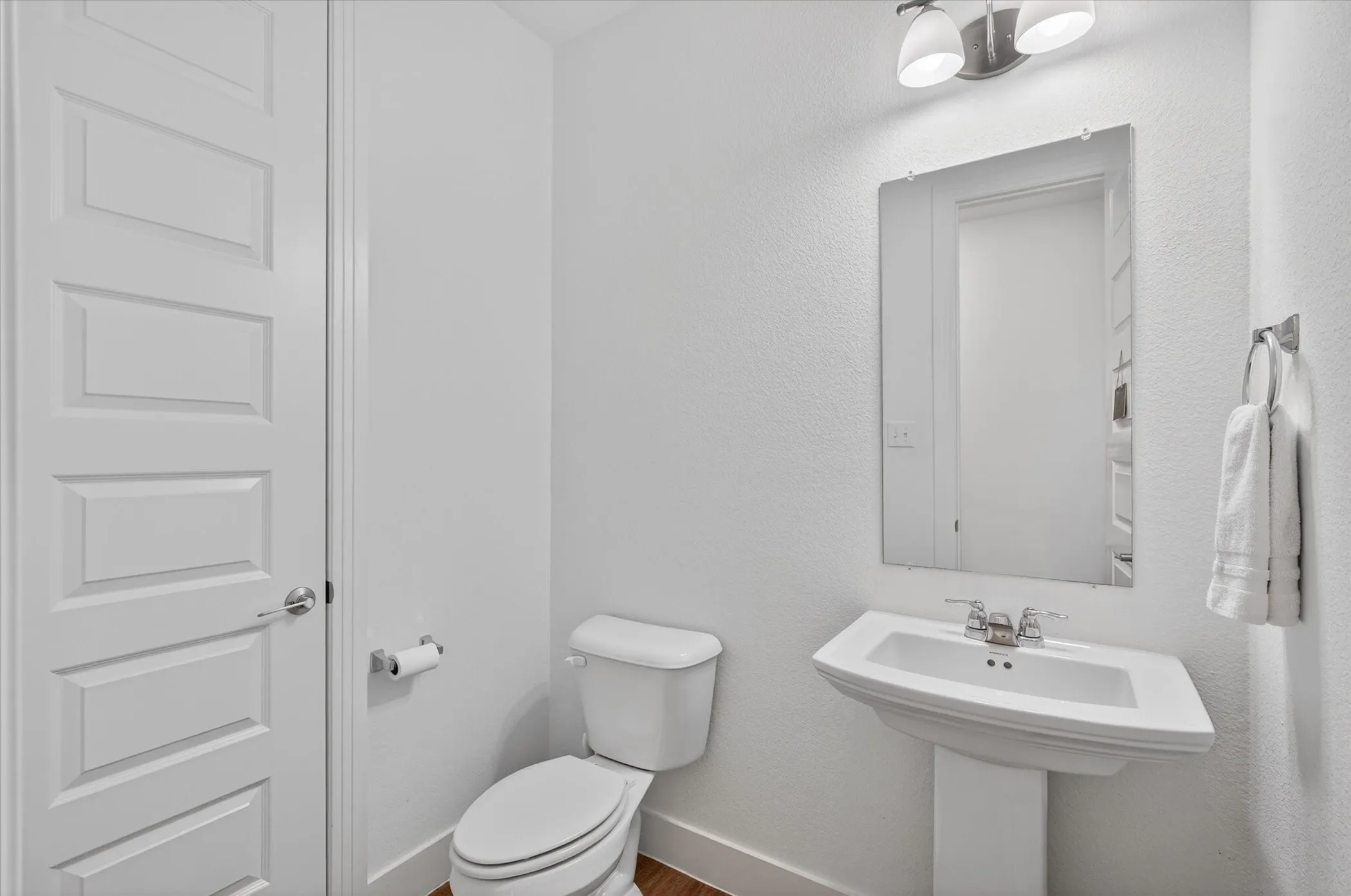 Single Family Residence For Sale in Rockwall County , 1713 Pieneze Drive, Mclendon Chisholm, Texas 75032, 4 Bedroom, 3 Bathroom, 2 Garage spaces, 2,246 Sqft, built in 2019, mls#21294734, Real Estate Agent in Mclendon Chisholm, Homes For Sale in Rockwall county, Homes For Sale in Mclendon Chisholm, Realtor in Mclendon Chisholm Texas, Real Estate Brokerage Independent Realty Texas, Luminita Cordes Realtor