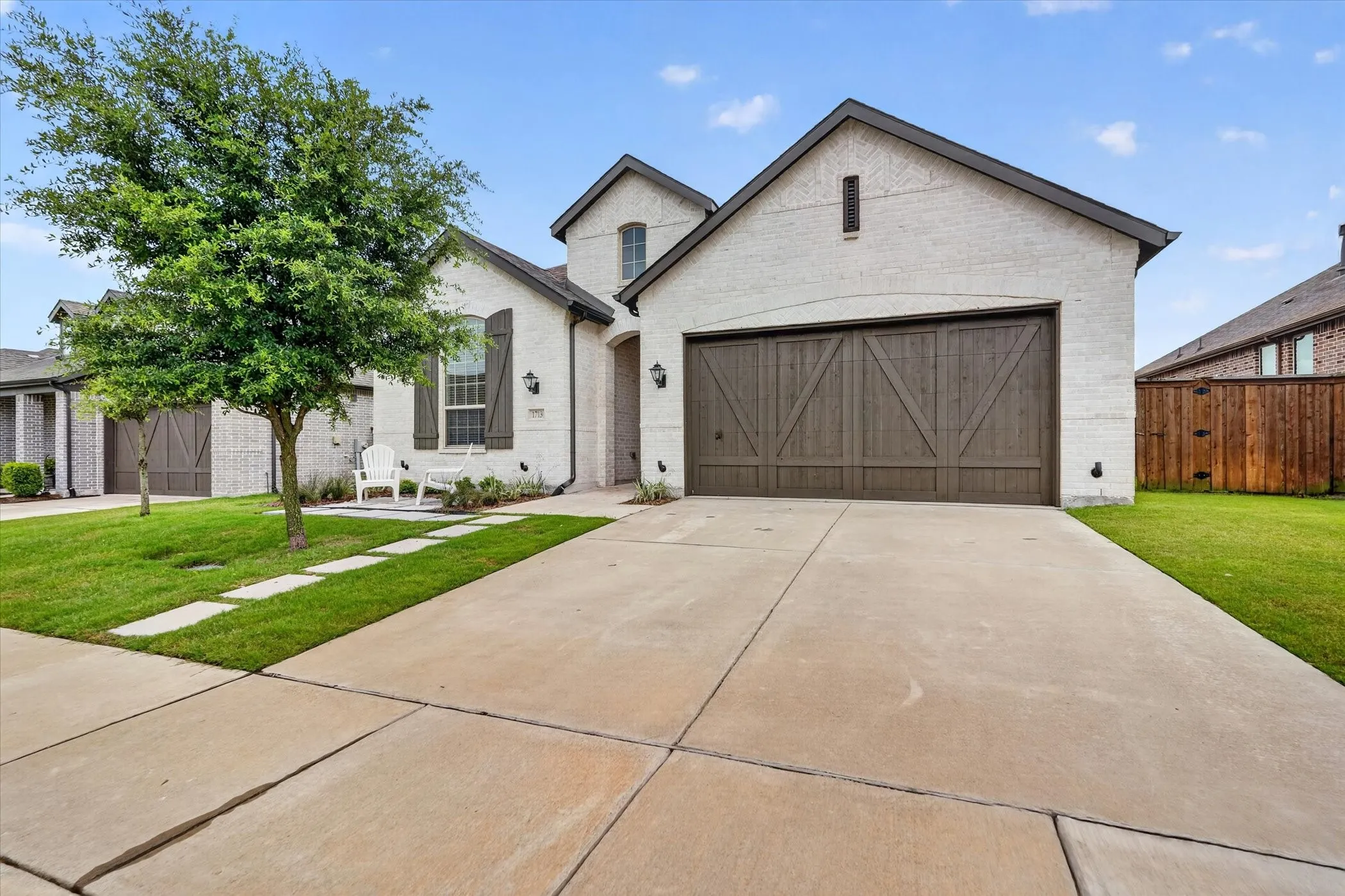 Single Family Residence For Sale in Rockwall County , 1713 Pieneze Drive, Mclendon Chisholm, Texas 75032, 4 Bedroom, 3 Bathroom, 2 Garage spaces, 2,246 Sqft, built in 2019, mls#21294734, Real Estate Agent in Mclendon Chisholm, Homes For Sale in Rockwall county, Homes For Sale in Mclendon Chisholm, Realtor in Mclendon Chisholm Texas, Real Estate Brokerage Independent Realty Texas, Luminita Cordes Realtor