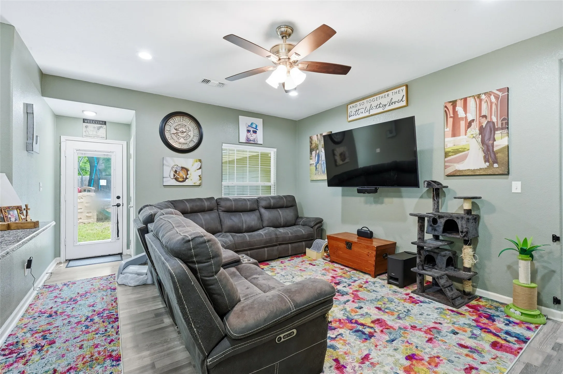 Single Family Residence For Sale in Grayson County , 231 W Murray Street, Denison, Texas 75020, 4 Bedroom, 2 Bathroom, Garage spaces, 1,315 Sqft, built in 2019, mls#21290527, Real Estate Agent in Denison, Homes For Sale in Grayson county, Homes For Sale in Denison, Realtor in Denison Texas, Real Estate Brokerage Independent Realty Texas, Luminita Cordes Realtor