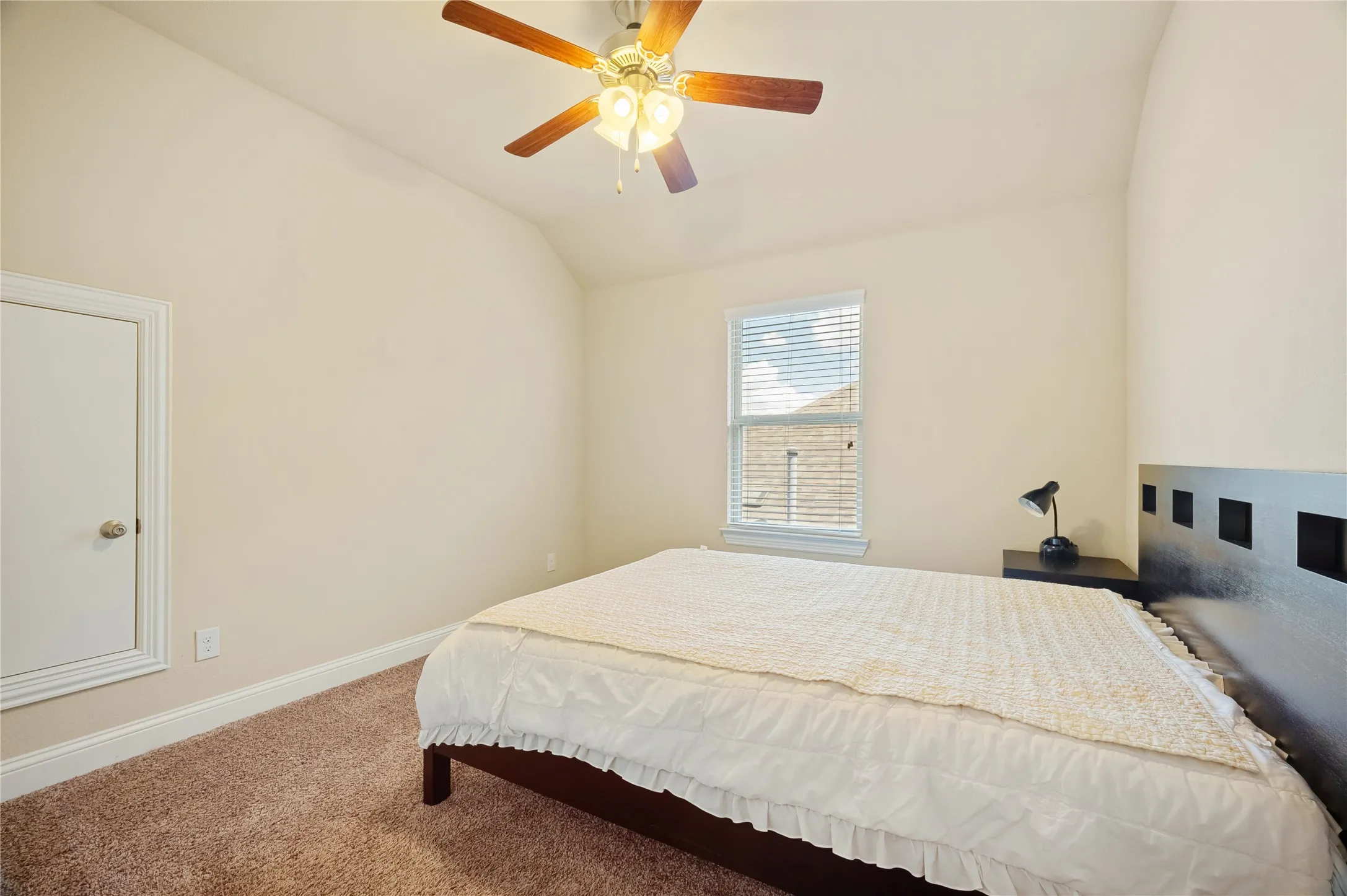 Single Family Residence For Sale in Denton County , 4321 Bayport Drive, Frisco, Texas 75036, 4 Bedroom, 3 Bathroom, 2 Garage spaces, 2,709 Sqft, built in 2017, mls#21293918, Real Estate Agent in Frisco, Homes For Sale in Denton county, Homes For Sale in Frisco, Realtor in Frisco Texas, Real Estate Brokerage Independent Realty Texas, Luminita Cordes Realtor