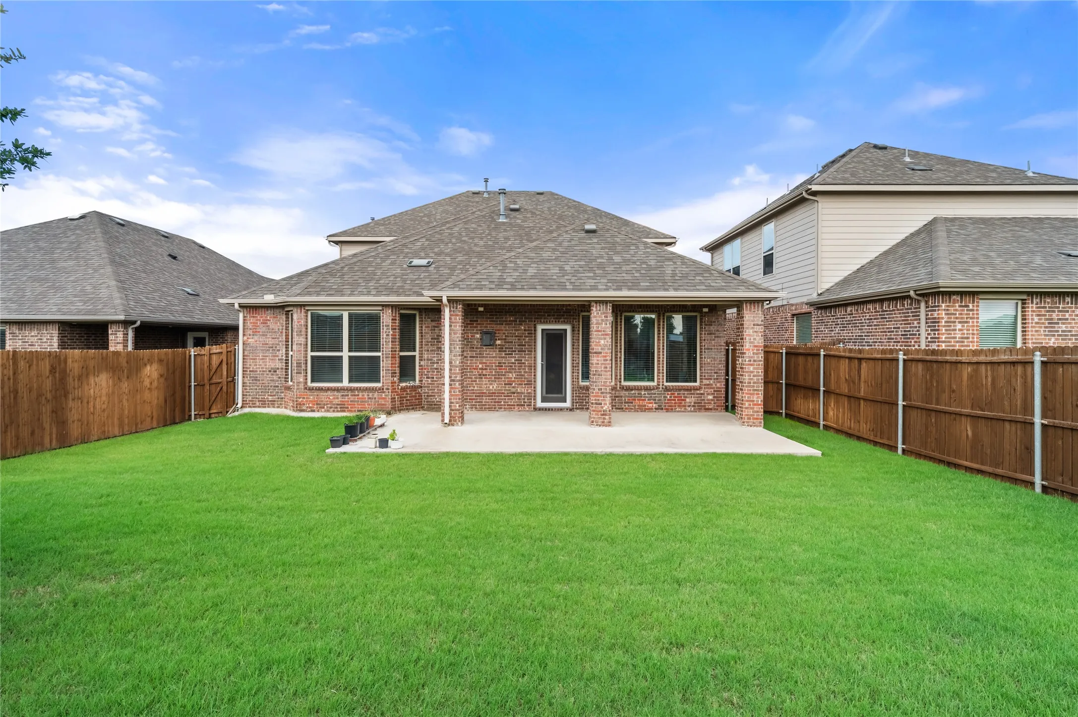 Single Family Residence For Sale in Denton County , 4321 Bayport Drive, Frisco, Texas 75036, 4 Bedroom, 3 Bathroom, 2 Garage spaces, 2,709 Sqft, built in 2017, mls#21293918, Real Estate Agent in Frisco, Homes For Sale in Denton county, Homes For Sale in Frisco, Realtor in Frisco Texas, Real Estate Brokerage Independent Realty Texas, Luminita Cordes Realtor