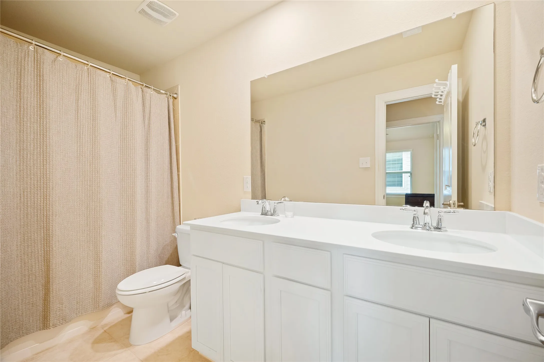 Single Family Residence For Sale in Denton County , 4321 Bayport Drive, Frisco, Texas 75036, 4 Bedroom, 3 Bathroom, 2 Garage spaces, 2,709 Sqft, built in 2017, mls#21293918, Real Estate Agent in Frisco, Homes For Sale in Denton county, Homes For Sale in Frisco, Realtor in Frisco Texas, Real Estate Brokerage Independent Realty Texas, Luminita Cordes Realtor