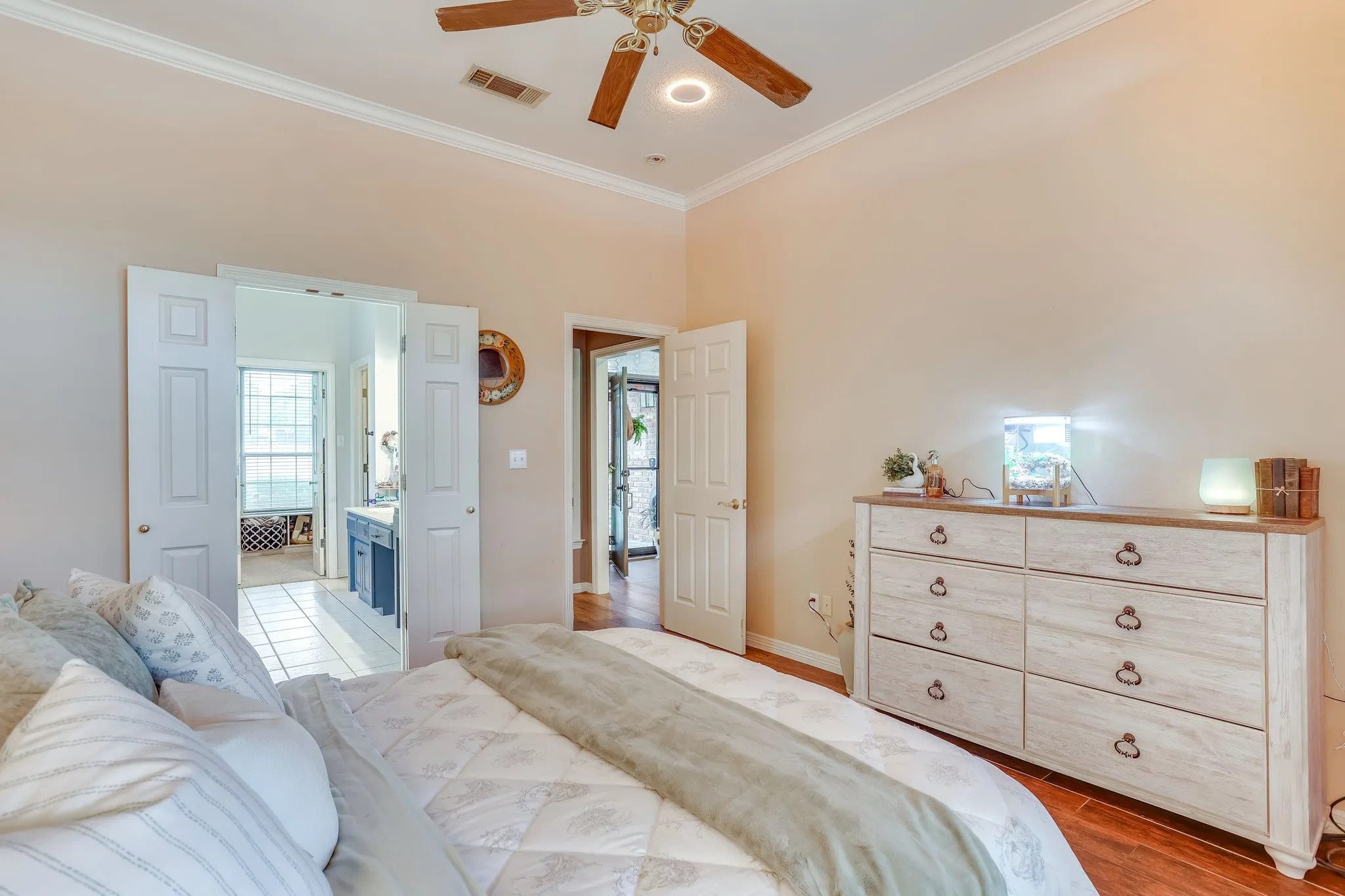 Single Family Residence For Sale in Parker County , 718 W Couts Street, Weatherford, Texas 76086, 3 Bedroom, 2 Bathroom, 2 Garage spaces, 1,928 Sqft, built in 1996, mls#21295983, Real Estate Agent in Weatherford, Homes For Sale in Parker county, Homes For Sale in Weatherford, Realtor in Weatherford Texas, Real Estate Brokerage Independent Realty Texas, Luminita Cordes Realtor
