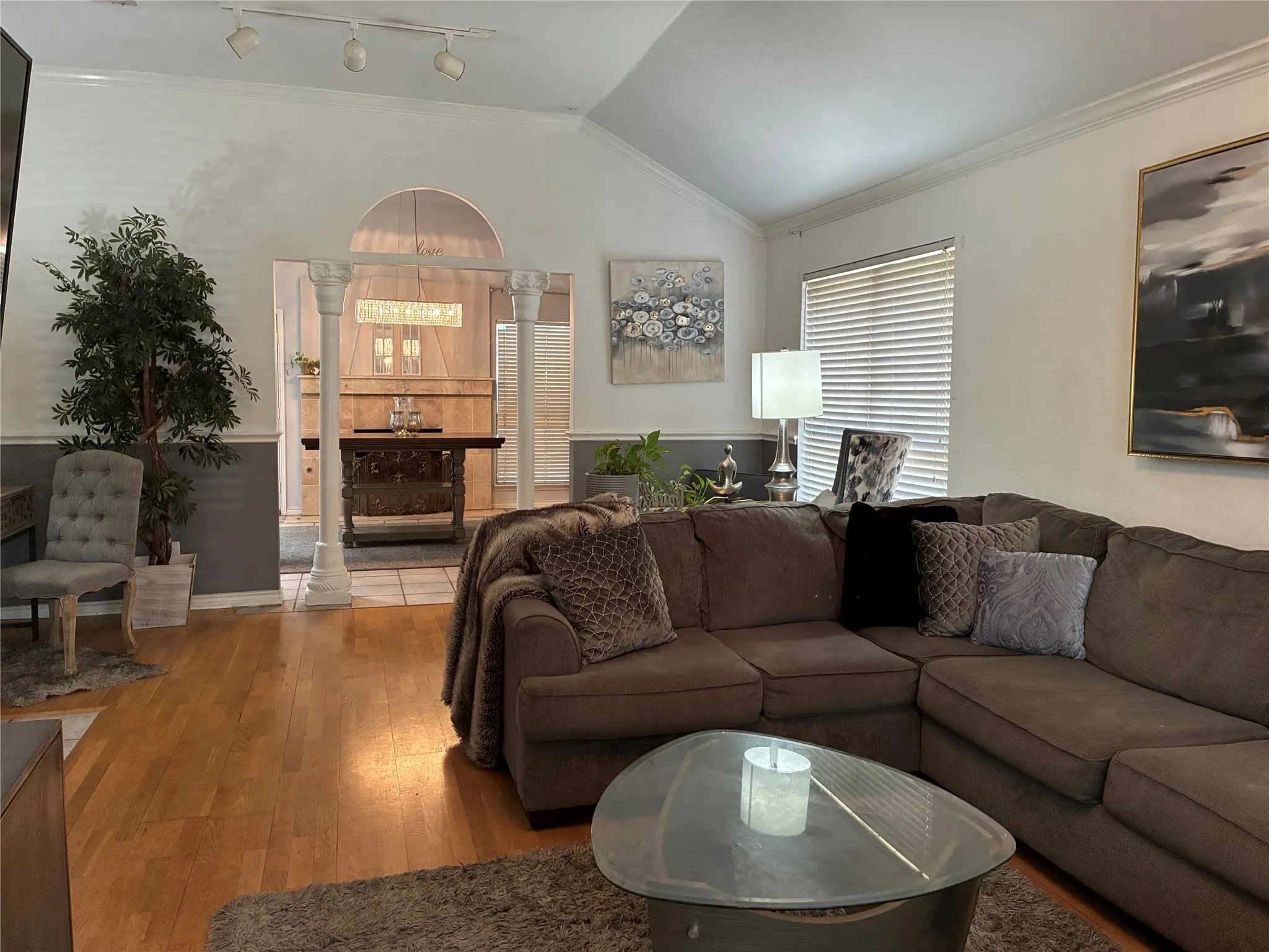 Single Family Residence For Sale in Dallas County , 1332 Boyd Street, Cedar Hill, Texas 75104, 3 Bedroom, 2 Bathroom, 2 Garage spaces, 1,580 Sqft, built in 1991, mls#21296021, Real Estate Agent in Cedar Hill, Homes For Sale in Dallas county, Homes For Sale in Cedar Hill, Realtor in Cedar Hill Texas, Real Estate Brokerage Independent Realty Texas, Luminita Cordes Realtor