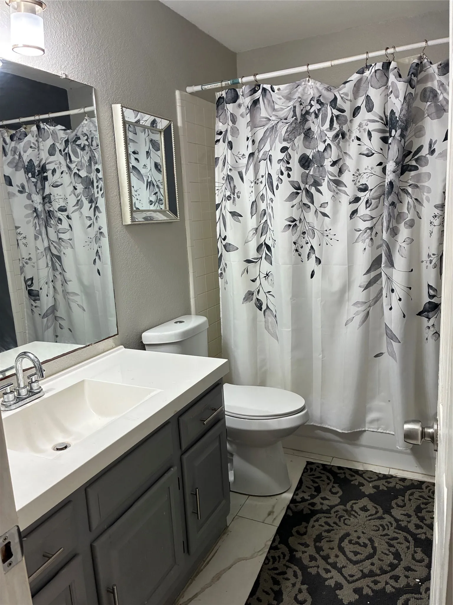 Single Family Residence For Sale in Dallas County , 1332 Boyd Street, Cedar Hill, Texas 75104, 3 Bedroom, 2 Bathroom, 2 Garage spaces, 1,580 Sqft, built in 1991, mls#21296021, Real Estate Agent in Cedar Hill, Homes For Sale in Dallas county, Homes For Sale in Cedar Hill, Realtor in Cedar Hill Texas, Real Estate Brokerage Independent Realty Texas, Luminita Cordes Realtor