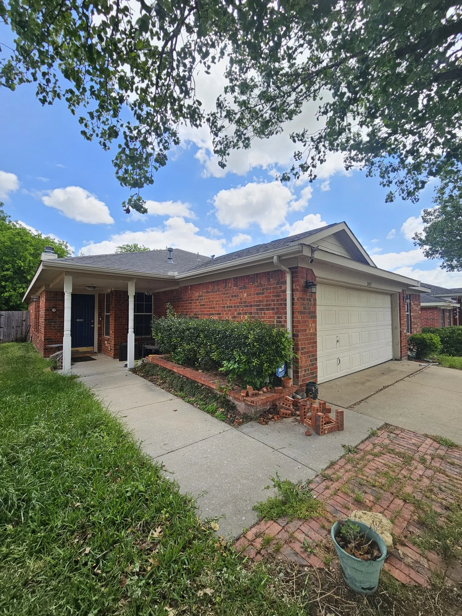 Single Family Residence For Sale in Tarrant County , 2417 Ensenada Lane, Fort Worth, Texas 76108, 4 Bedroom, 2 Bathroom, 2 Garage spaces, 1,965 Sqft, built in 2003, mls#21296031, Real Estate Agent in Fort Worth, Homes For Sale in Tarrant county, Homes For Sale in Fort Worth, Realtor in Fort Worth Texas, Real Estate Brokerage Independent Realty Texas, Luminita Cordes Realtor
