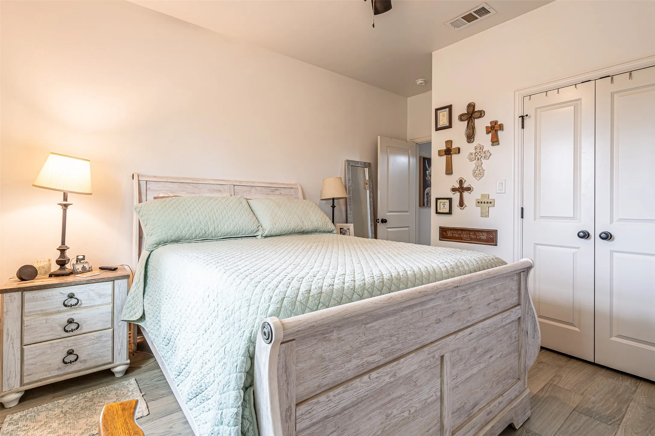 Single Family Residence For Sale in Hood County , 5900 S Lakeside Hills Court, Granbury, Texas 76048, 3 Bedroom, 2 Bathroom, 1 Garage spaces, 1,425 Sqft, built in 2024, mls#21295852, Real Estate Agent in Granbury, Homes For Sale in Hood county, Homes For Sale in Granbury, Realtor in Granbury Texas, Real Estate Brokerage Independent Realty Texas, Luminita Cordes Realtor