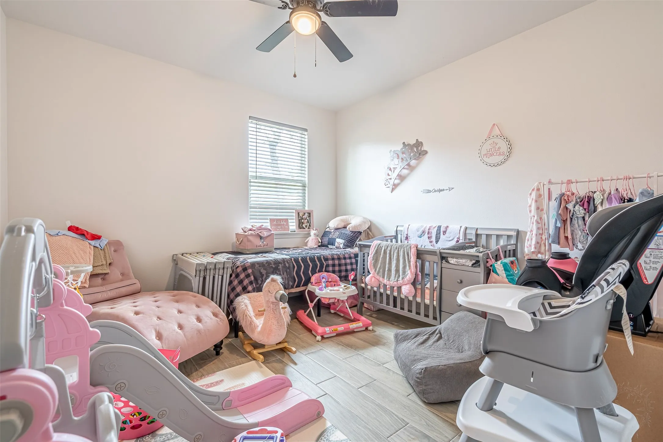 Single Family Residence For Sale in Hood County , 5900 S Lakeside Hills Court, Granbury, Texas 76048, 3 Bedroom, 2 Bathroom, 1 Garage spaces, 1,425 Sqft, built in 2024, mls#21295852, Real Estate Agent in Granbury, Homes For Sale in Hood county, Homes For Sale in Granbury, Realtor in Granbury Texas, Real Estate Brokerage Independent Realty Texas, Luminita Cordes Realtor