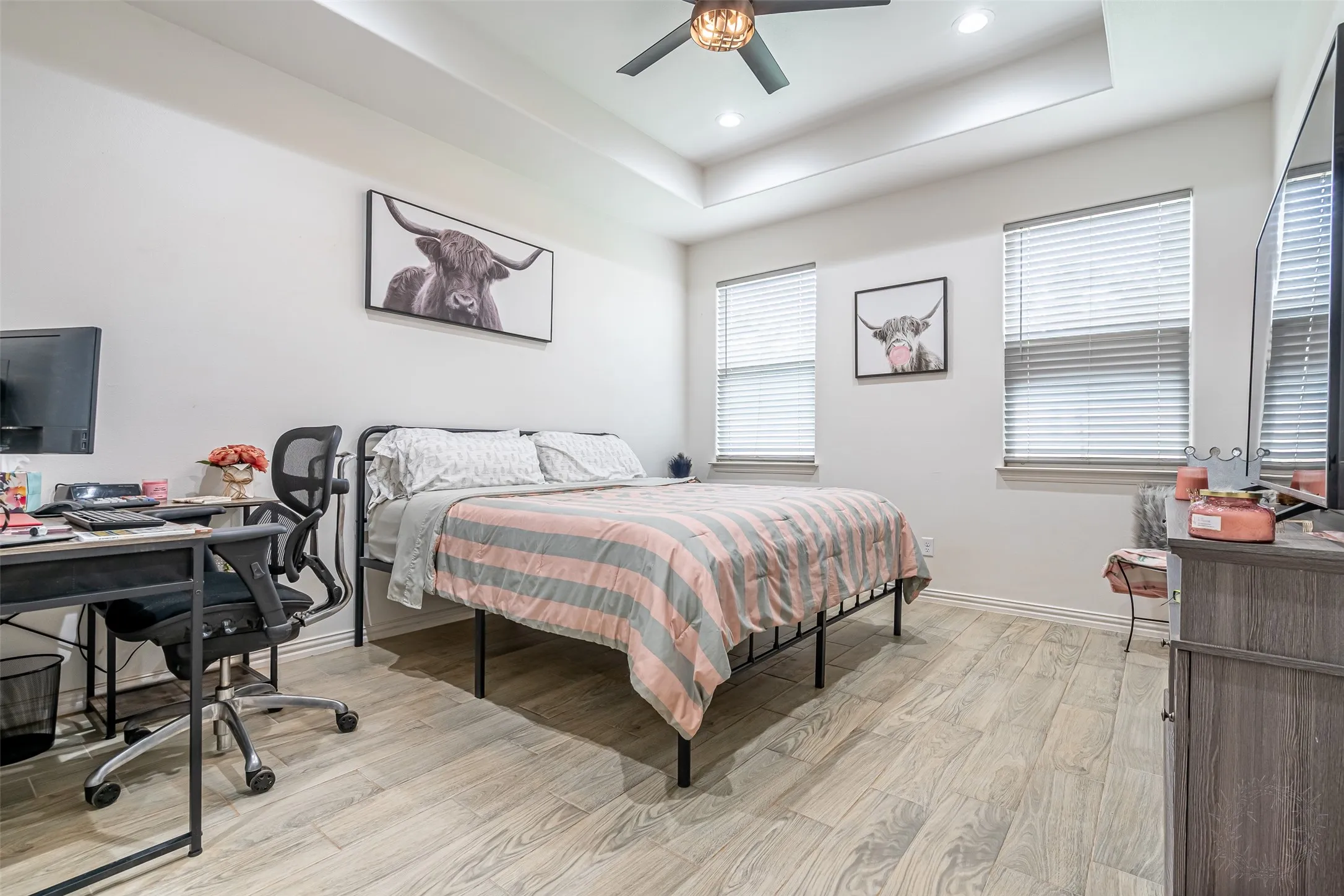 Single Family Residence For Sale in Hood County , 5900 S Lakeside Hills Court, Granbury, Texas 76048, 3 Bedroom, 2 Bathroom, 1 Garage spaces, 1,425 Sqft, built in 2024, mls#21295852, Real Estate Agent in Granbury, Homes For Sale in Hood county, Homes For Sale in Granbury, Realtor in Granbury Texas, Real Estate Brokerage Independent Realty Texas, Luminita Cordes Realtor