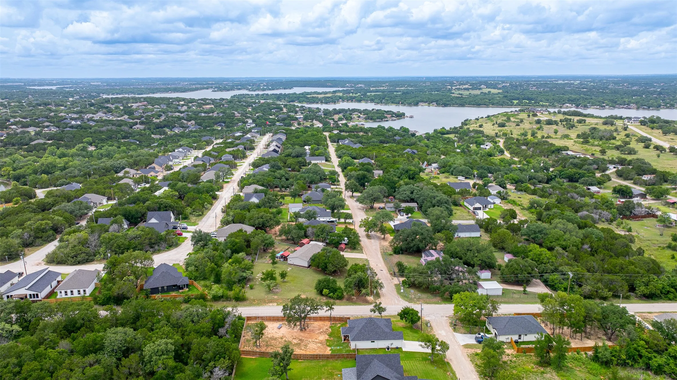 Single Family Residence For Sale in Hood County , 5900 S Lakeside Hills Court, Granbury, Texas 76048, 3 Bedroom, 2 Bathroom, 1 Garage spaces, 1,425 Sqft, built in 2024, mls#21295852, Real Estate Agent in Granbury, Homes For Sale in Hood county, Homes For Sale in Granbury, Realtor in Granbury Texas, Real Estate Brokerage Independent Realty Texas, Luminita Cordes Realtor