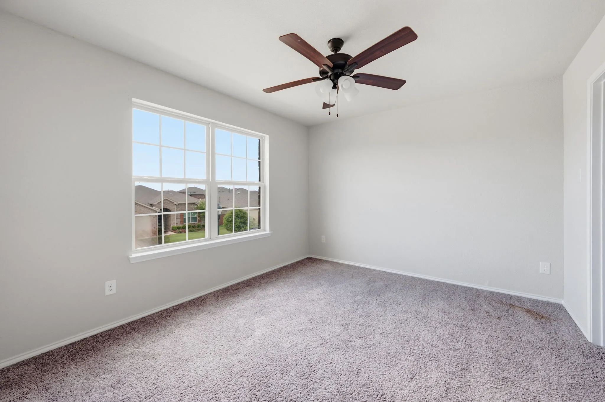 Single Family Residence For Sale in Kaufman County , 3111 Stonehaven, Heartland, Texas 75126, 4 Bedroom, 3 Bathroom, 2 Garage spaces, 2,386 Sqft, built in 2021, mls#21295199, Real Estate Agent in Heartland, Homes For Sale in Kaufman county, Homes For Sale in Heartland, Realtor in Heartland Texas, Real Estate Brokerage Independent Realty Texas, Luminita Cordes Realtor