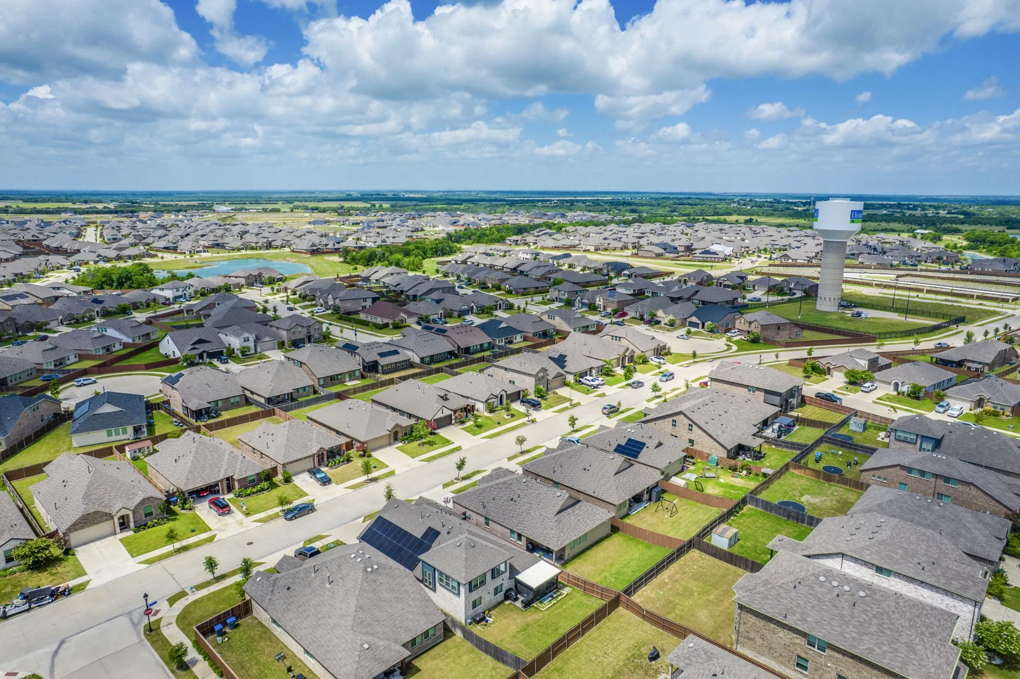 Single Family Residence For Sale in Kaufman County , 3111 Stonehaven, Heartland, Texas 75126, 4 Bedroom, 3 Bathroom, 2 Garage spaces, 2,386 Sqft, built in 2021, mls#21295199, Real Estate Agent in Heartland, Homes For Sale in Kaufman county, Homes For Sale in Heartland, Realtor in Heartland Texas, Real Estate Brokerage Independent Realty Texas, Luminita Cordes Realtor