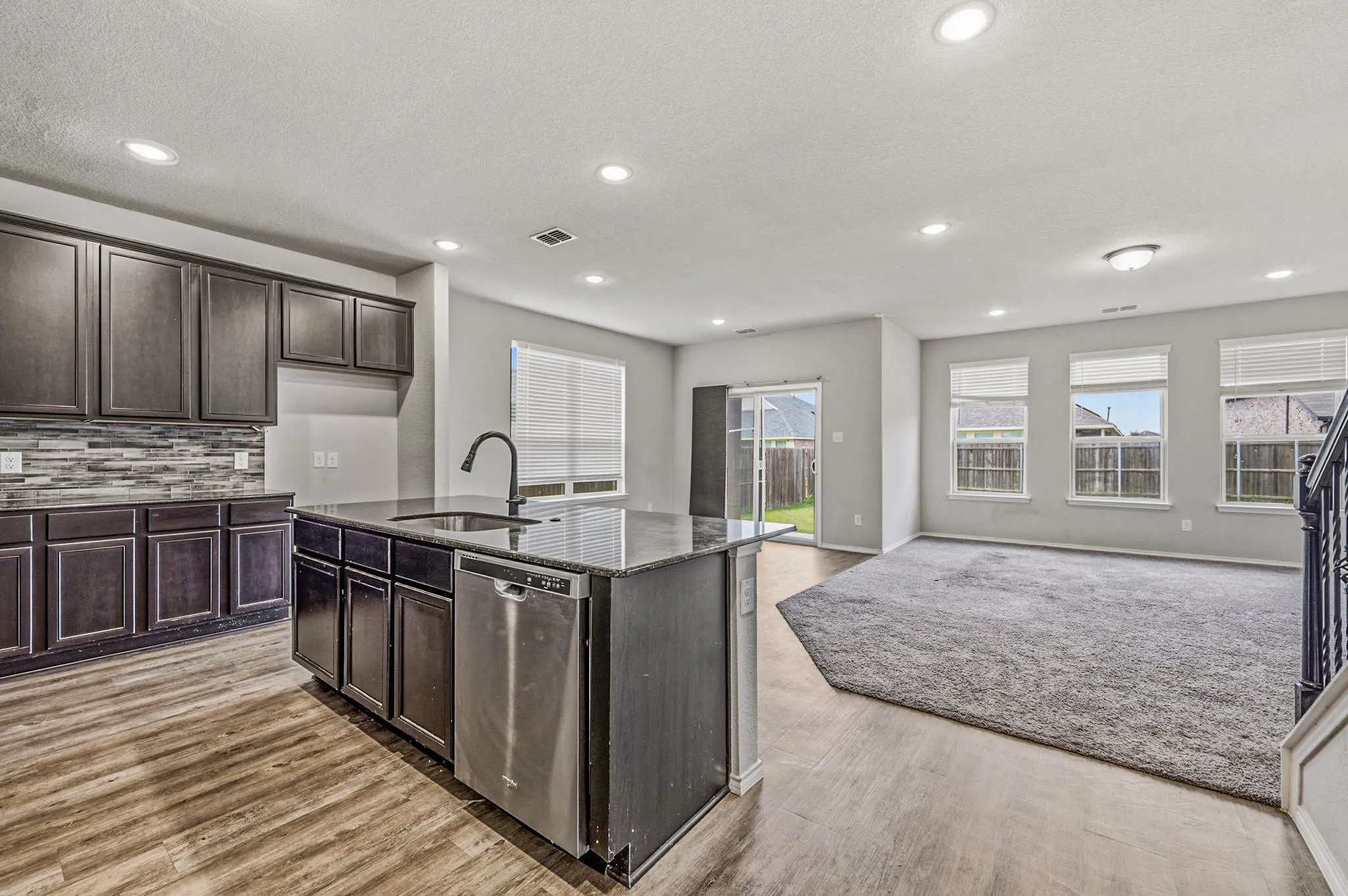 Single Family Residence For Sale in Kaufman County , 3111 Stonehaven, Heartland, Texas 75126, 4 Bedroom, 3 Bathroom, 2 Garage spaces, 2,386 Sqft, built in 2021, mls#21295199, Real Estate Agent in Heartland, Homes For Sale in Kaufman county, Homes For Sale in Heartland, Realtor in Heartland Texas, Real Estate Brokerage Independent Realty Texas, Luminita Cordes Realtor