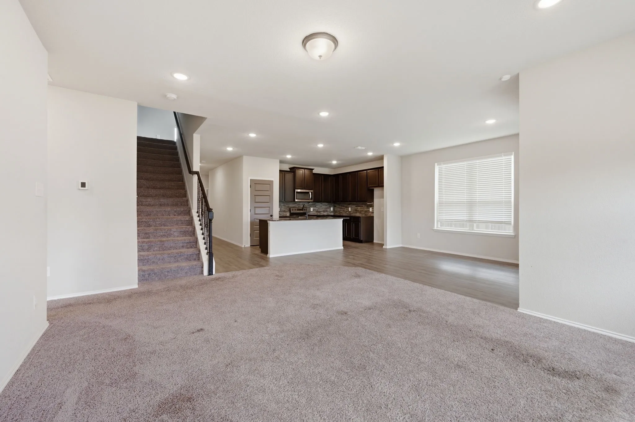 Single Family Residence For Sale in Kaufman County , 3111 Stonehaven, Heartland, Texas 75126, 4 Bedroom, 3 Bathroom, 2 Garage spaces, 2,386 Sqft, built in 2021, mls#21295199, Real Estate Agent in Heartland, Homes For Sale in Kaufman county, Homes For Sale in Heartland, Realtor in Heartland Texas, Real Estate Brokerage Independent Realty Texas, Luminita Cordes Realtor