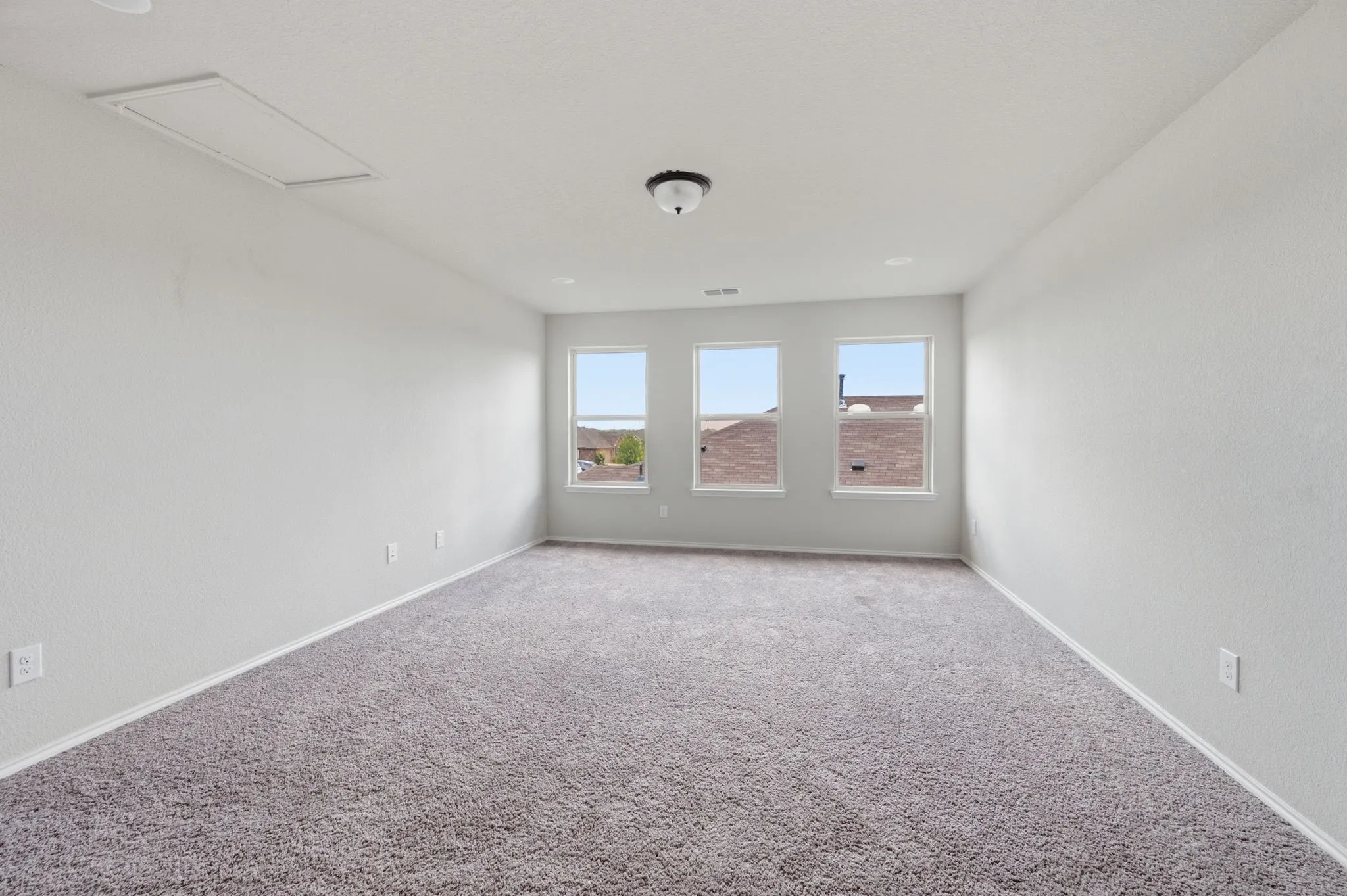 Single Family Residence For Sale in Kaufman County , 3111 Stonehaven, Heartland, Texas 75126, 4 Bedroom, 3 Bathroom, 2 Garage spaces, 2,386 Sqft, built in 2021, mls#21295199, Real Estate Agent in Heartland, Homes For Sale in Kaufman county, Homes For Sale in Heartland, Realtor in Heartland Texas, Real Estate Brokerage Independent Realty Texas, Luminita Cordes Realtor