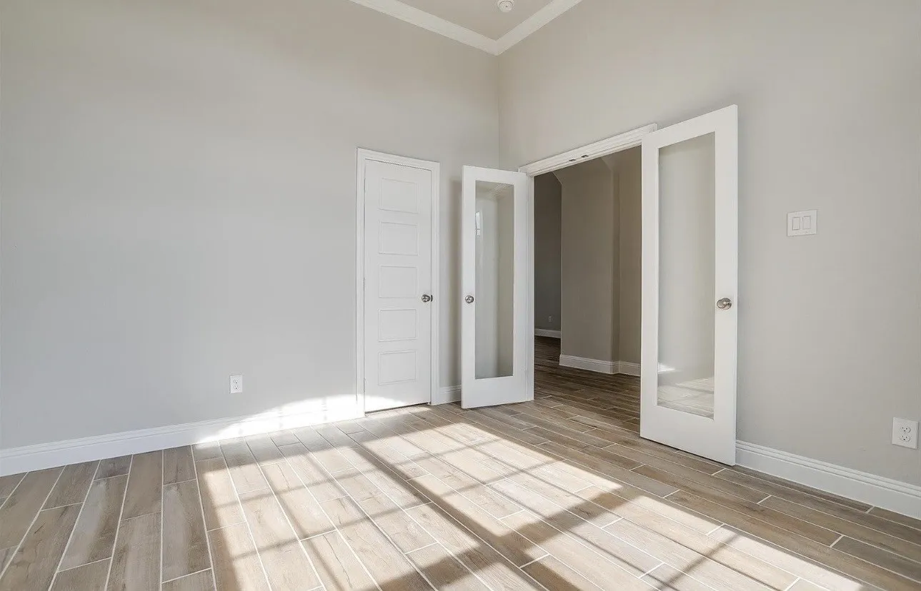 Single Family Residence For Sale in Hunt County , 8110 Honeywell, Greenville, Texas 75402, 5 Bedroom, 2 Bathroom, 2 Garage spaces, 2,355 Sqft, built in 2024, mls#21296069, Real Estate Agent in Greenville, Homes For Sale in Hunt county, Homes For Sale in Greenville, Realtor in Greenville Texas, Real Estate Brokerage Independent Realty Texas, Luminita Cordes Realtor