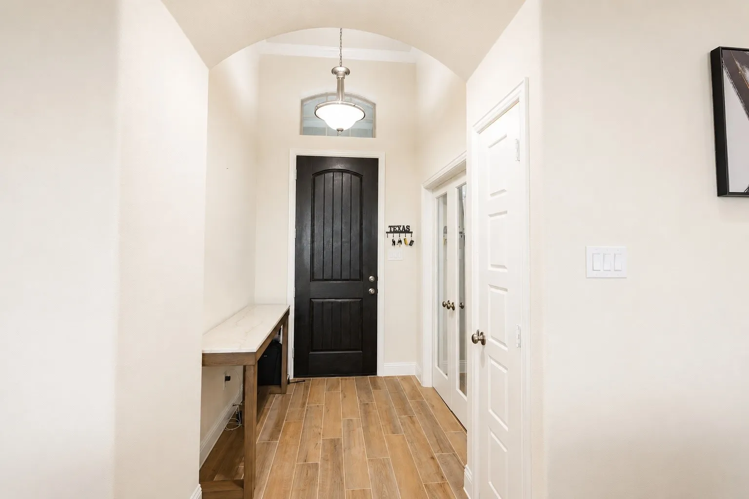 Single Family Residence For Sale in Hunt County , 8110 Honeywell, Greenville, Texas 75402, 5 Bedroom, 2 Bathroom, 2 Garage spaces, 2,355 Sqft, built in 2024, mls#21296069, Real Estate Agent in Greenville, Homes For Sale in Hunt county, Homes For Sale in Greenville, Realtor in Greenville Texas, Real Estate Brokerage Independent Realty Texas, Luminita Cordes Realtor