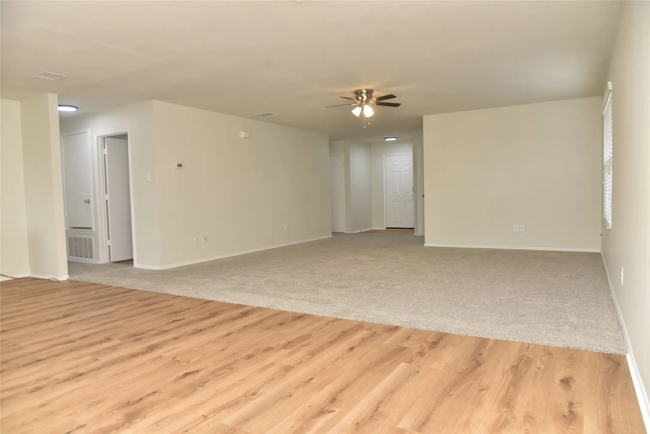 Single Family Residence For Sale in Tarrant County , 5760 Mountain Stream Trail, Fort Worth, Texas 76244, 3 Bedrooms, 2 Bathrooms, 2 Garage spaces, 1,640 Sqft, built in 2009, Price $299,999, mls#21282176, Real Estate Agent in Fort Worth, Homes For Sale in Tarrant county, Homes For Sale in Fort Worth, Realtor in Fort Worth Texas, Real Estate Brokerage Independent Realty Texas, Luminita Cordes Realtor