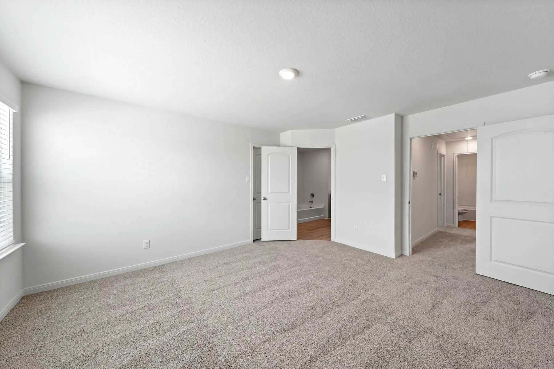Single Family Residence For Rent in Denton County , 8413 Silverbow Drive, Ponder, Texas 76259, 3 Bedroom, 3 Bathroom, 2 Garage spaces, 1,562 Sqft, built in 2024, mls#21296098, Real Estate Agent in Ponder, Homes For Rent in Denton county, Homes For Rent in Ponder, Realtor in Ponder Texas, Real Estate Brokerage Independent Realty Texas, Luminita Cordes Realtor