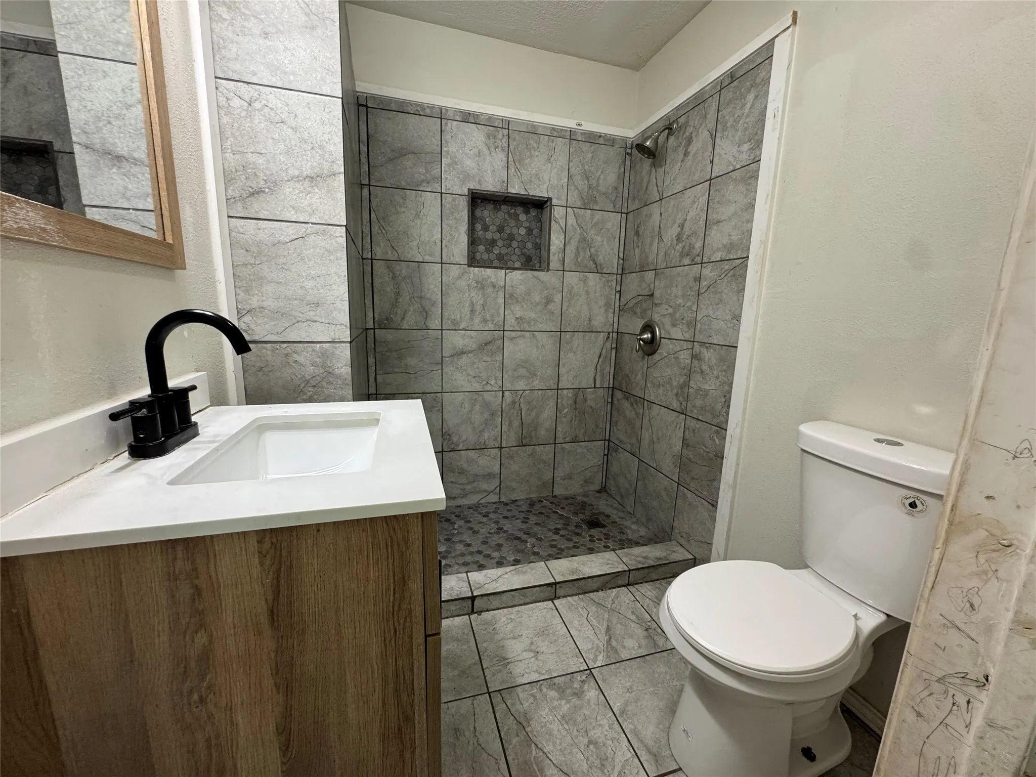 Single Family Residence For Sale in Hunt County , 1605 Jackson Street, Commerce, Texas 75428, 3 Bedroom, 2 Bathroom, Garage spaces, 1,600 Sqft, built in 1968, Price $124,000, mls#21296102, Real Estate Agent in Commerce, Homes For Sale in Hunt county, Homes For Sale in Commerce, Realtor in Commerce Texas, Real Estate Brokerage Independent Realty Texas, Luminita Cordes Realtor