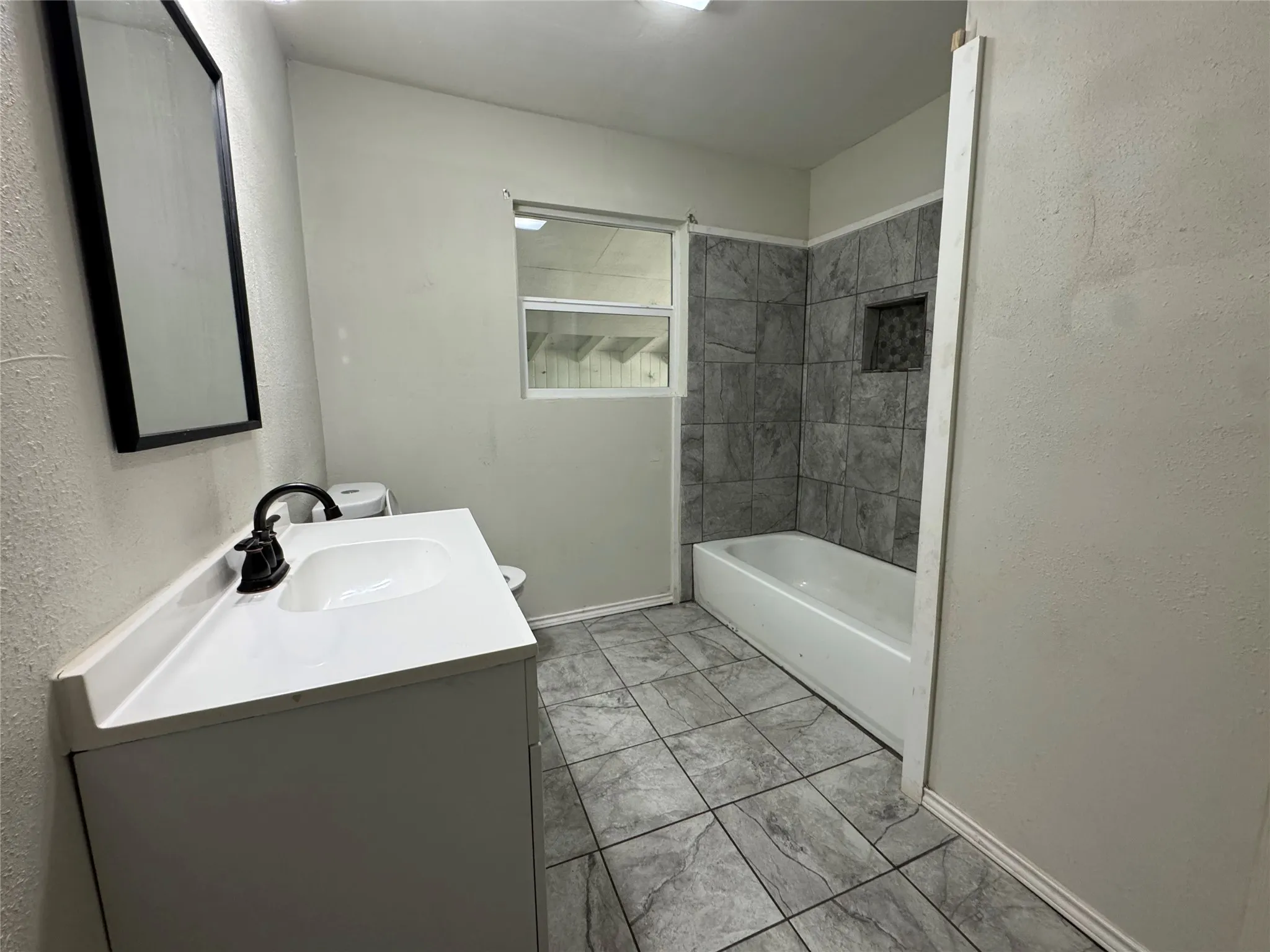 Single Family Residence For Sale in Hunt County , 1605 Jackson Street, Commerce, Texas 75428, 3 Bedroom, 2 Bathroom, Garage spaces, 1,600 Sqft, built in 1968, Price $124,000, mls#21296102, Real Estate Agent in Commerce, Homes For Sale in Hunt county, Homes For Sale in Commerce, Realtor in Commerce Texas, Real Estate Brokerage Independent Realty Texas, Luminita Cordes Realtor