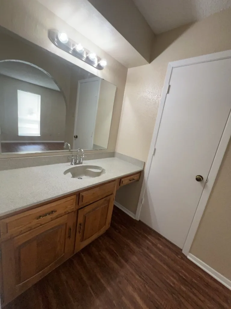 Single Family Residence For Rent in Dallas County , 721 Lindenwood Drive, Lancaster, Texas 75134, 3 Bedroom, 2 Bathroom, 2 Garage spaces, 1,606 Sqft, built in 1976, mls#21296129, Real Estate Agent in Lancaster, Homes For Rent in Dallas county, Homes For Rent in Lancaster, Realtor in Lancaster Texas, Real Estate Brokerage Independent Realty Texas, Luminita Cordes Realtor