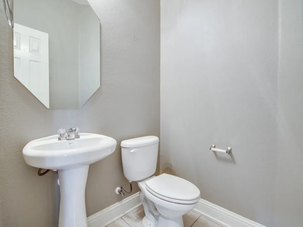 Single Family Residence For Sale in Denton County , 10120 Cherry Hill Lane, Providence Village, Texas 76227, 3 Bedroom, 3 Bathroom, 2 Garage spaces, 1,912 Sqft, built in 2005, Price $245,000, mls#21296152, Real Estate Agent in Providence Village, Homes For Sale in Denton county, Homes For Sale in Providence Village, Realtor in Providence Village Texas, Real Estate Brokerage Independent Realty Texas, Luminita Cordes Realtor