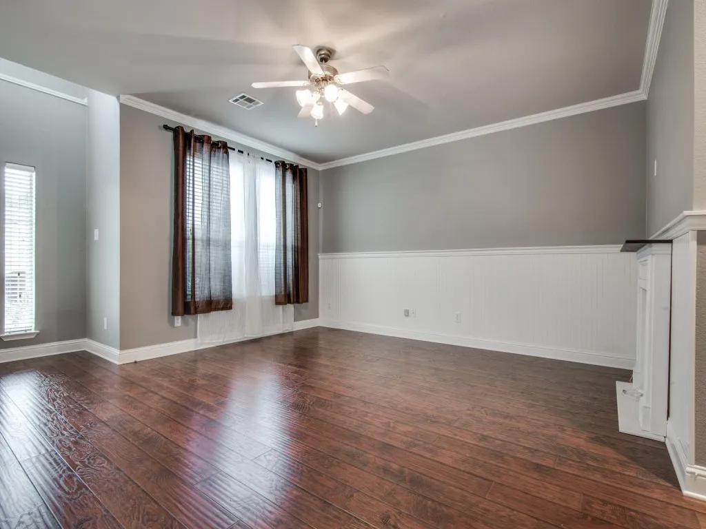 Single Family Residence For Sale in Denton County , 10120 Cherry Hill Lane, Providence Village, Texas 76227, 3 Bedroom, 3 Bathroom, 2 Garage spaces, 1,912 Sqft, built in 2005, Price $245,000, mls#21296152, Real Estate Agent in Providence Village, Homes For Sale in Denton county, Homes For Sale in Providence Village, Realtor in Providence Village Texas, Real Estate Brokerage Independent Realty Texas, Luminita Cordes Realtor