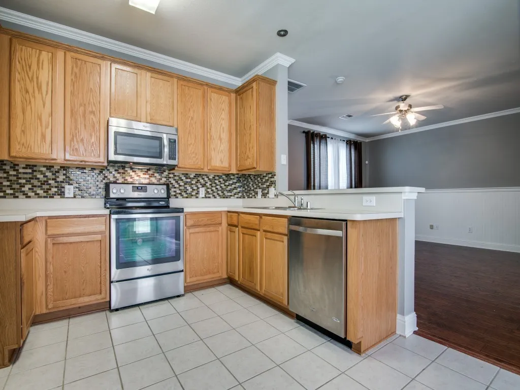 Single Family Residence For Sale in Denton County , 10120 Cherry Hill Lane, Providence Village, Texas 76227, 3 Bedroom, 3 Bathroom, 2 Garage spaces, 1,912 Sqft, built in 2005, Price $245,000, mls#21296152, Real Estate Agent in Providence Village, Homes For Sale in Denton county, Homes For Sale in Providence Village, Realtor in Providence Village Texas, Real Estate Brokerage Independent Realty Texas, Luminita Cordes Realtor