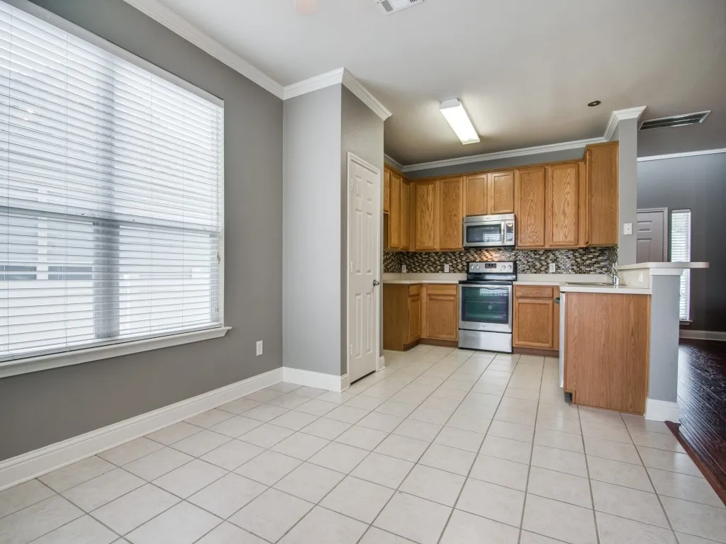 Single Family Residence For Sale in Denton County , 10120 Cherry Hill Lane, Providence Village, Texas 76227, 3 Bedroom, 3 Bathroom, 2 Garage spaces, 1,912 Sqft, built in 2005, Price $245,000, mls#21296152, Real Estate Agent in Providence Village, Homes For Sale in Denton county, Homes For Sale in Providence Village, Realtor in Providence Village Texas, Real Estate Brokerage Independent Realty Texas, Luminita Cordes Realtor