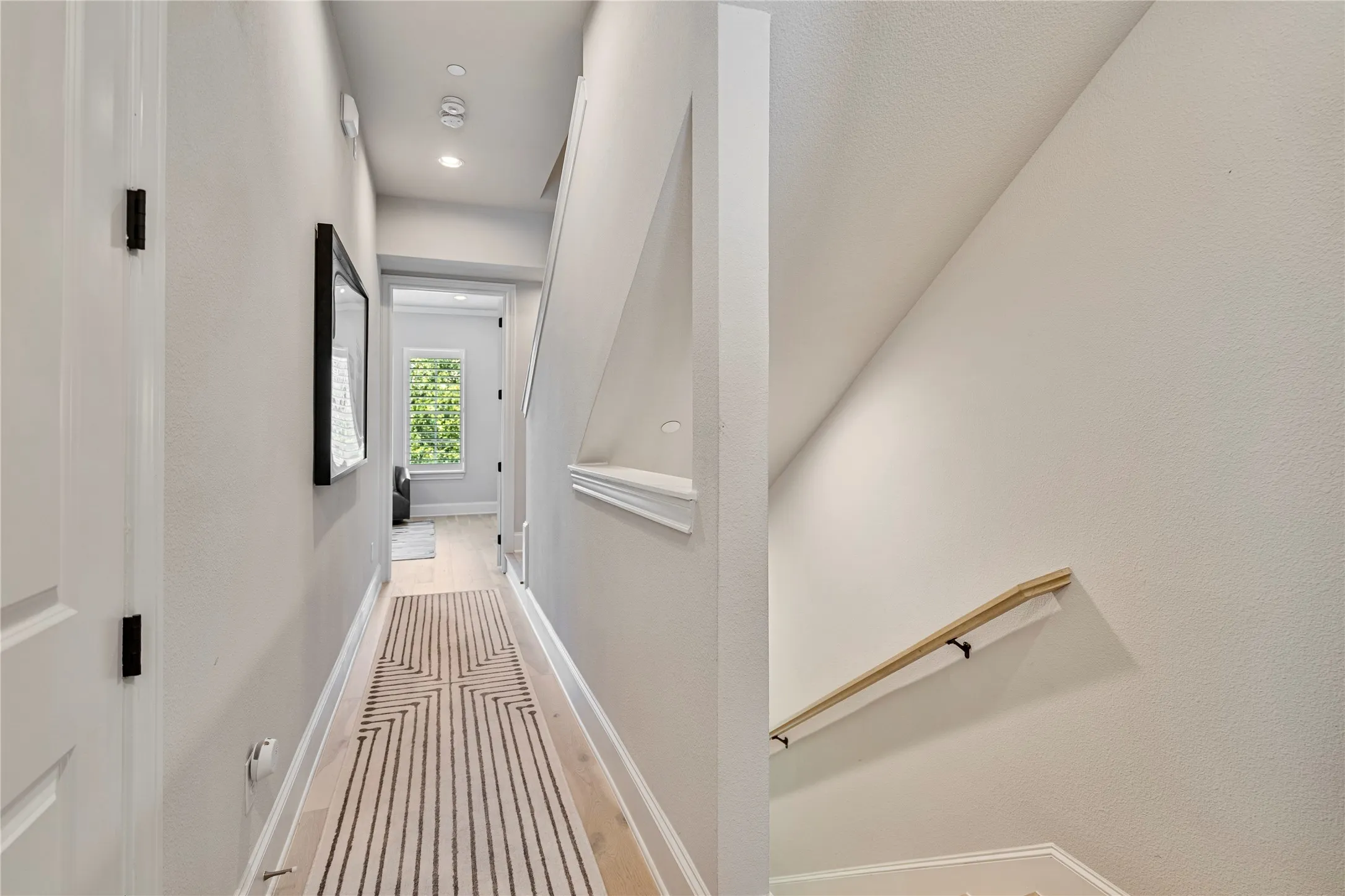 Townhouse For Rent in Dallas County , 2157 Wenge Lane, Dallas, Texas 75219, 3 Bedrooms, 4 Bathrooms, 2 Garage spaces, 2,059 Sqft, built in 2022, Price $4,500, mls#21294869, Real Estate Agent in Dallas, Homes For Rent in Dallas county, Homes For Rent in Dallas, Realtor in Dallas Texas, Real Estate Brokerage Independent Realty Texas, Luminita Cordes Realtor