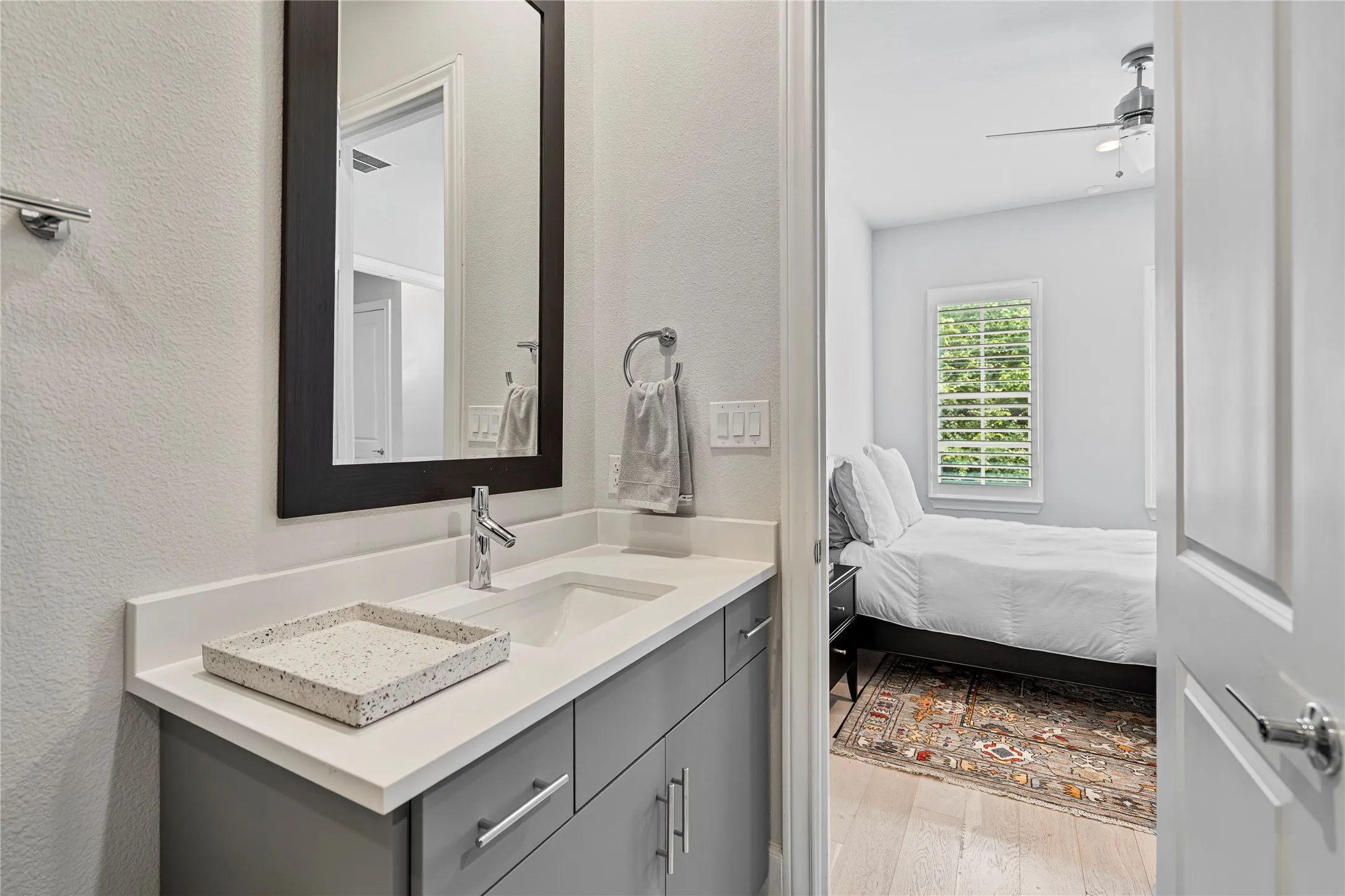 Townhouse For Rent in Dallas County , 2157 Wenge Lane, Dallas, Texas 75219, 3 Bedrooms, 4 Bathrooms, 2 Garage spaces, 2,059 Sqft, built in 2022, Price $4,500, mls#21294869, Real Estate Agent in Dallas, Homes For Rent in Dallas county, Homes For Rent in Dallas, Realtor in Dallas Texas, Real Estate Brokerage Independent Realty Texas, Luminita Cordes Realtor