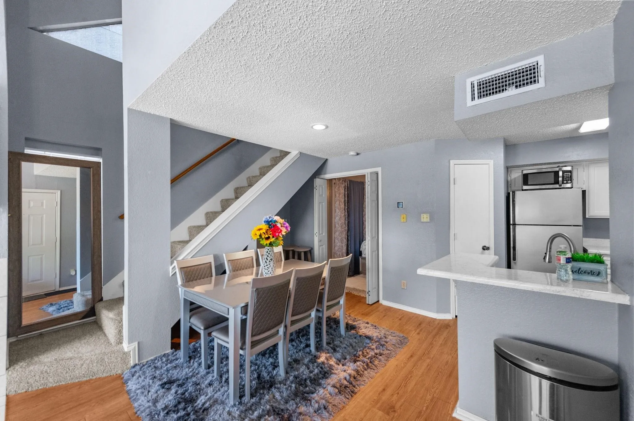 Condominium For Sale in Dallas County , 9815 Walnut Street 204, Dallas, Texas 75243, 2 Bedrooms, 2 Bathrooms, Garage spaces, 894 Sqft, built in 1981, Price $123,000, mls#21296162, Real Estate Agent in Dallas, Homes For Sale in Dallas county, Homes For Sale in Dallas, Realtor in Dallas Texas, Real Estate Brokerage Independent Realty Texas, Luminita Cordes Realtor
