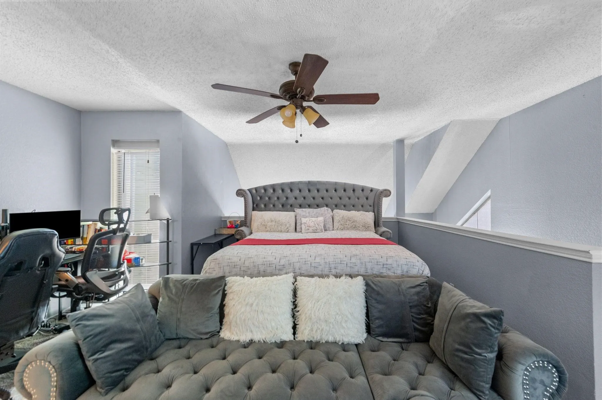 Condominium For Sale in Dallas County , 9815 Walnut Street 204, Dallas, Texas 75243, 2 Bedrooms, 2 Bathrooms, Garage spaces, 894 Sqft, built in 1981, Price $123,000, mls#21296162, Real Estate Agent in Dallas, Homes For Sale in Dallas county, Homes For Sale in Dallas, Realtor in Dallas Texas, Real Estate Brokerage Independent Realty Texas, Luminita Cordes Realtor