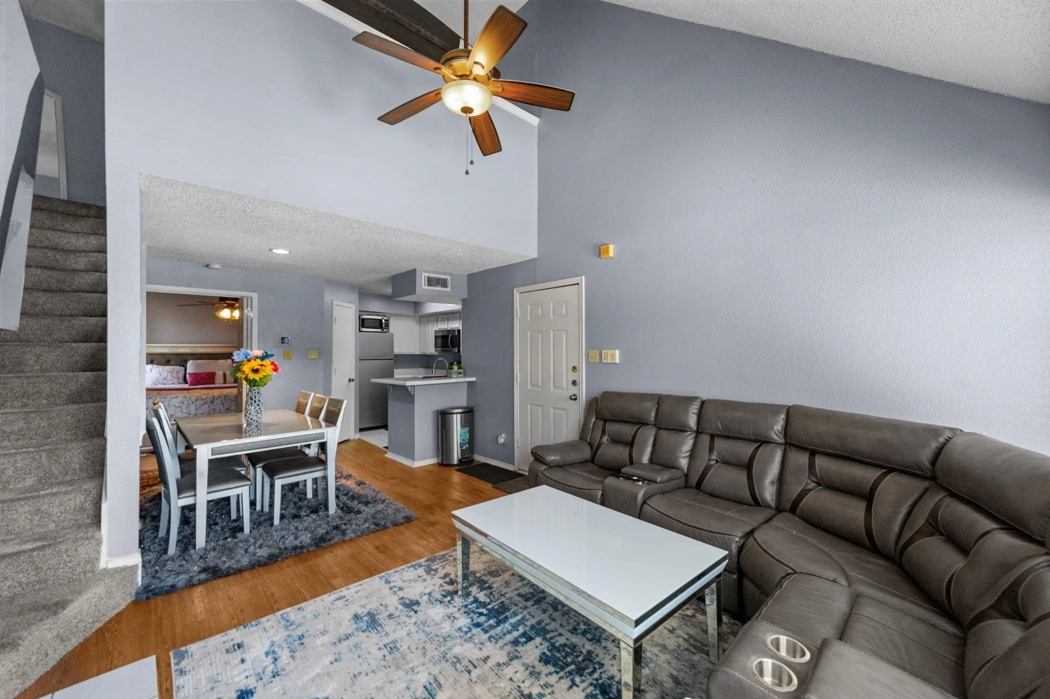 Condominium For Sale in Dallas County , 9815 Walnut Street 204, Dallas, Texas 75243, 2 Bedrooms, 2 Bathrooms, Garage spaces, 894 Sqft, built in 1981, Price $123,000, mls#21296162, Real Estate Agent in Dallas, Homes For Sale in Dallas county, Homes For Sale in Dallas, Realtor in Dallas Texas, Real Estate Brokerage Independent Realty Texas, Luminita Cordes Realtor