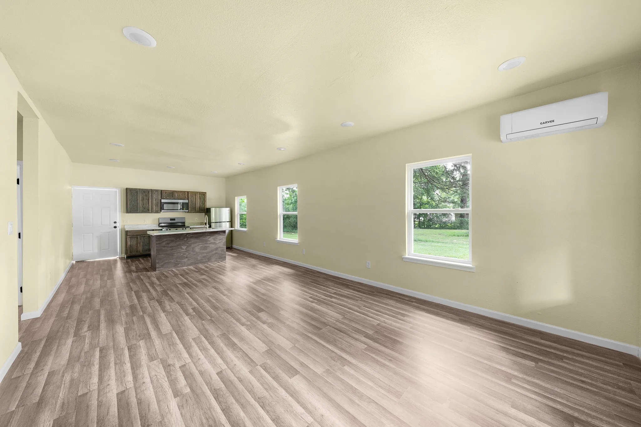 Single Family Residence For Sale in Bowie County , 2013 West 10th Street, Texarkana, Texas 75501, 2 Bedroom, 1 Bathroom, Garage spaces, 900 Sqft, built in 2026, mls#21296169, Real Estate Agent in Texarkana, Homes For Sale in Bowie county, Homes For Sale in Texarkana, Realtor in Texarkana Texas, Real Estate Brokerage Independent Realty Texas, Luminita Cordes Realtor